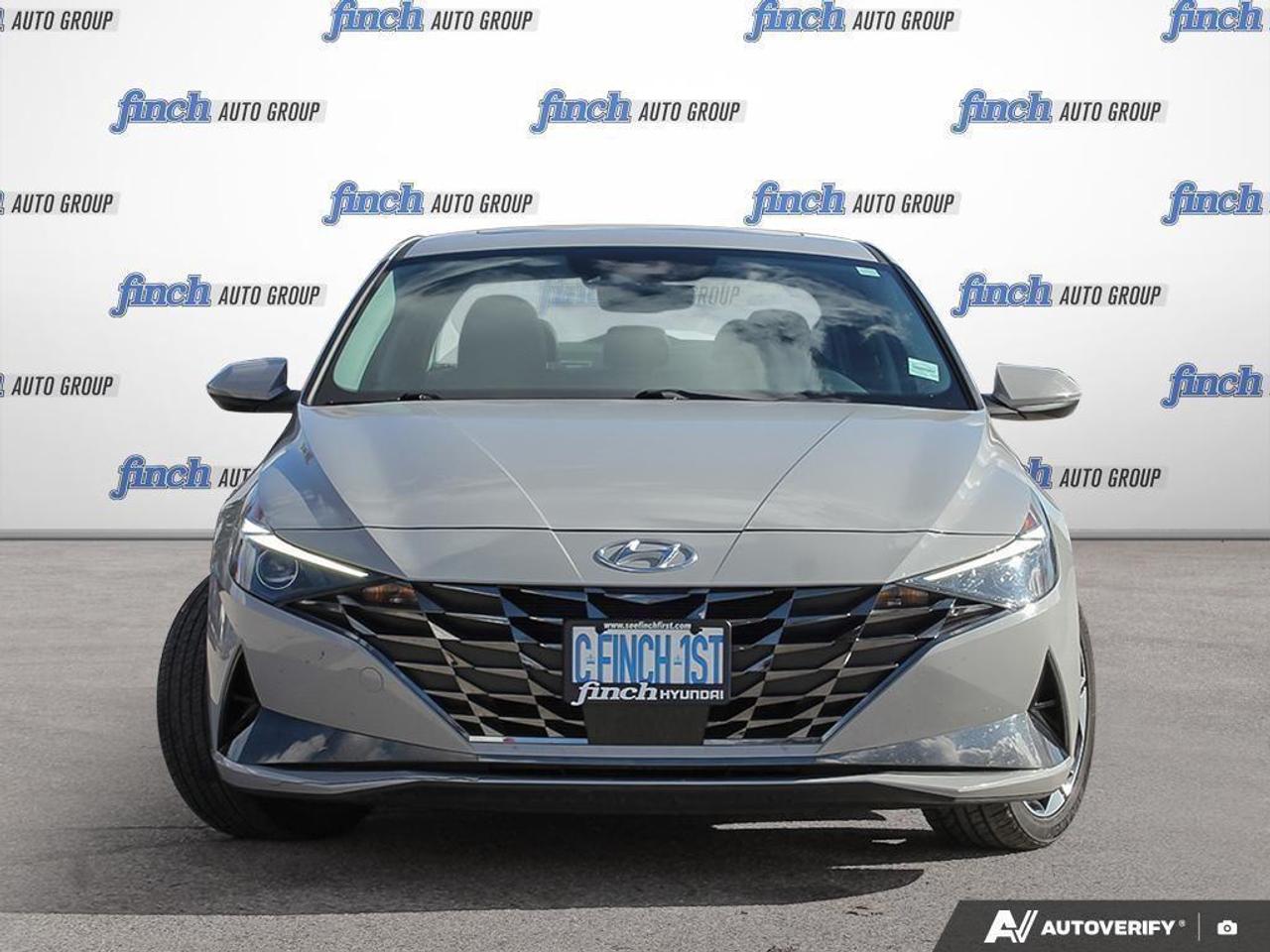 2023 Hyundai Elantra Luxury 4dr Sedan Photo