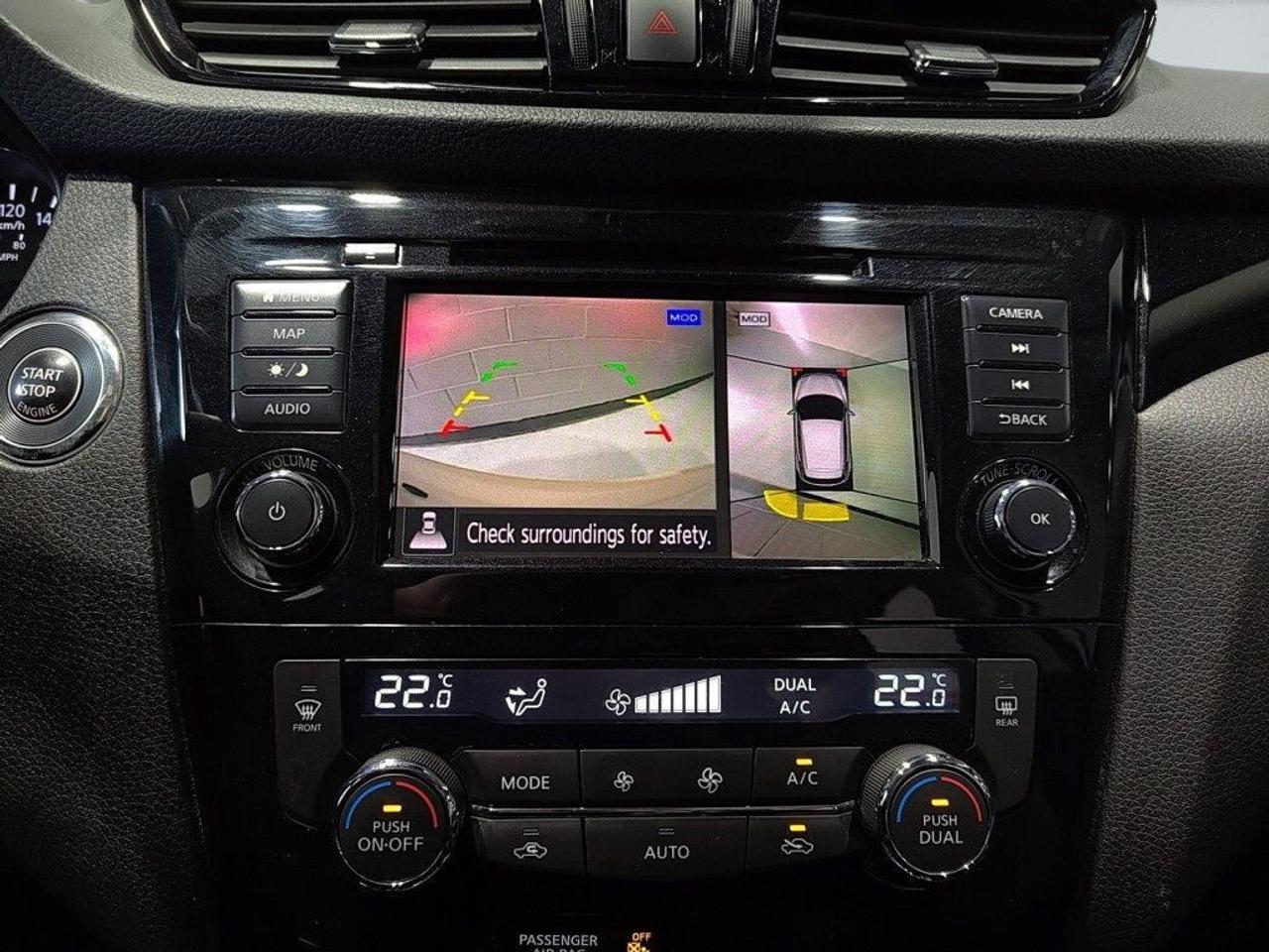 2023 Nissan Qashqai SL AWD / Leather / Heated Steering / Heated Seats Photo