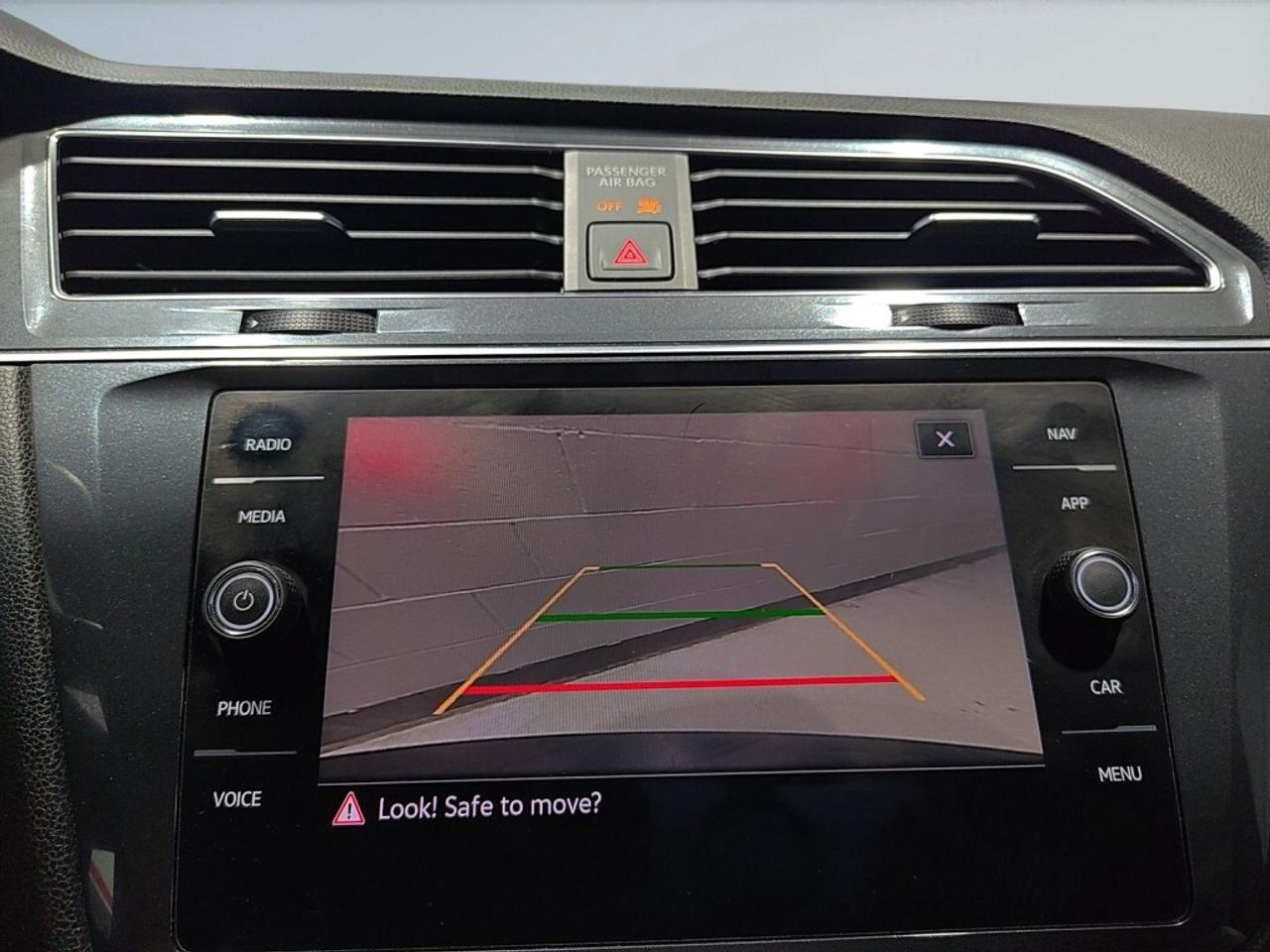 2022 Volkswagen Tiguan HIGHLINE R-LINE 4MOTION Photo