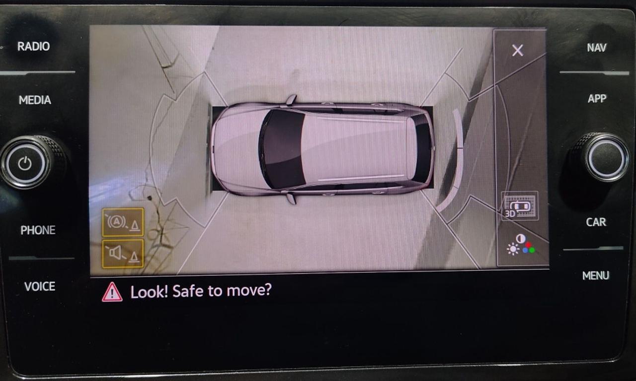2022 Volkswagen Tiguan HIGHLINE R-LINE 4MOTION Photo