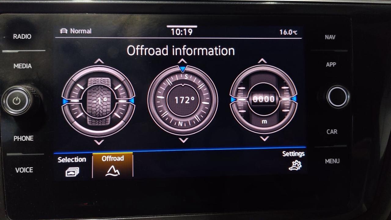 2022 Volkswagen Tiguan HIGHLINE R-LINE 4MOTION Photo