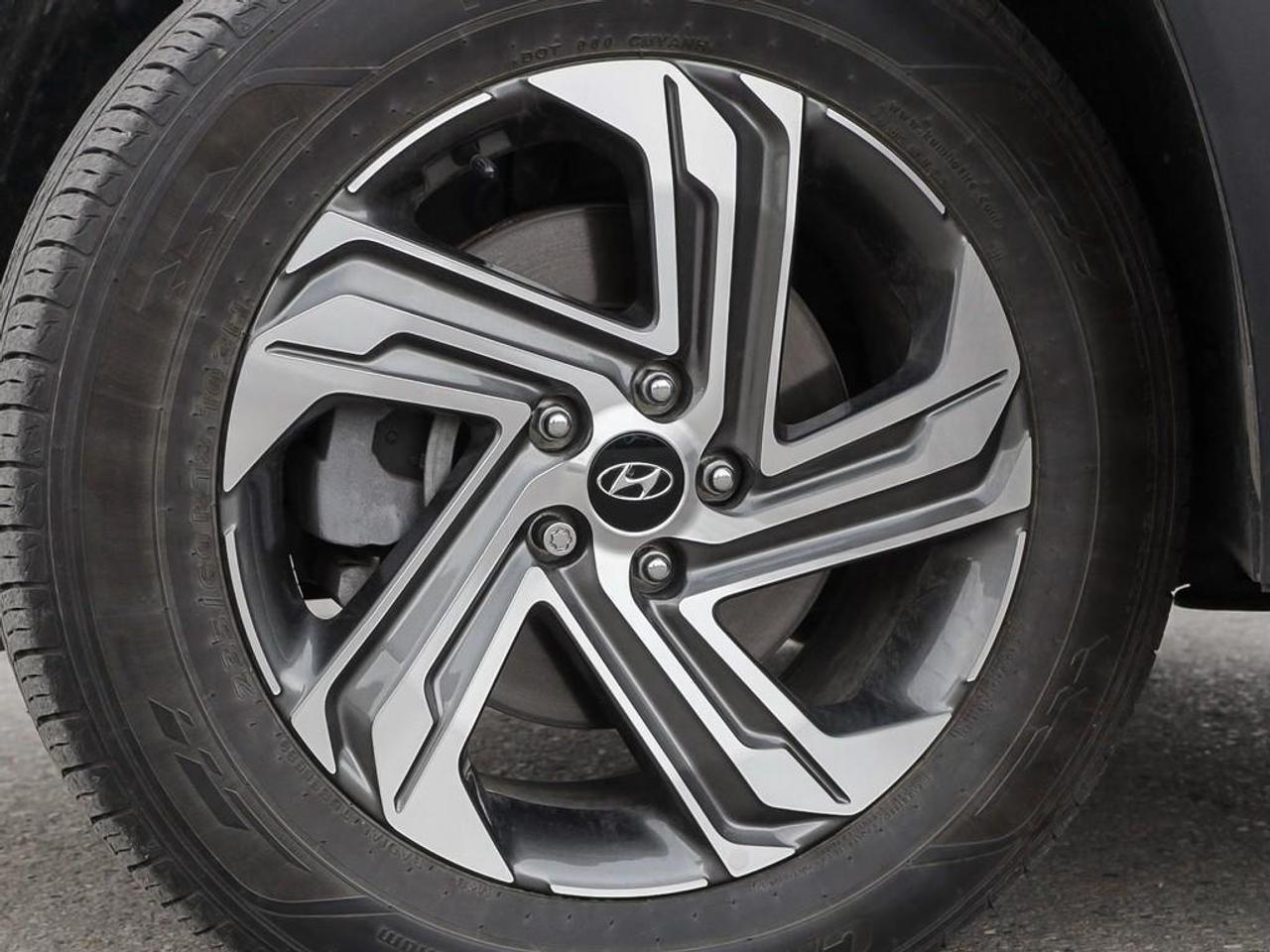 2023 Hyundai Santa Fe Preferred w/Trend Package 4dr All-Wheel Drive Photo