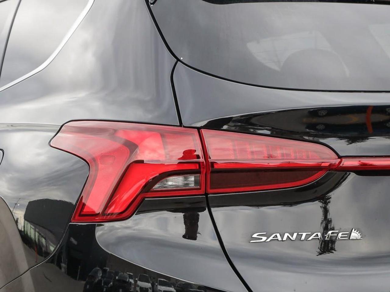 2023 Hyundai Santa Fe Preferred w/Trend Package 4dr All-Wheel Drive Photo