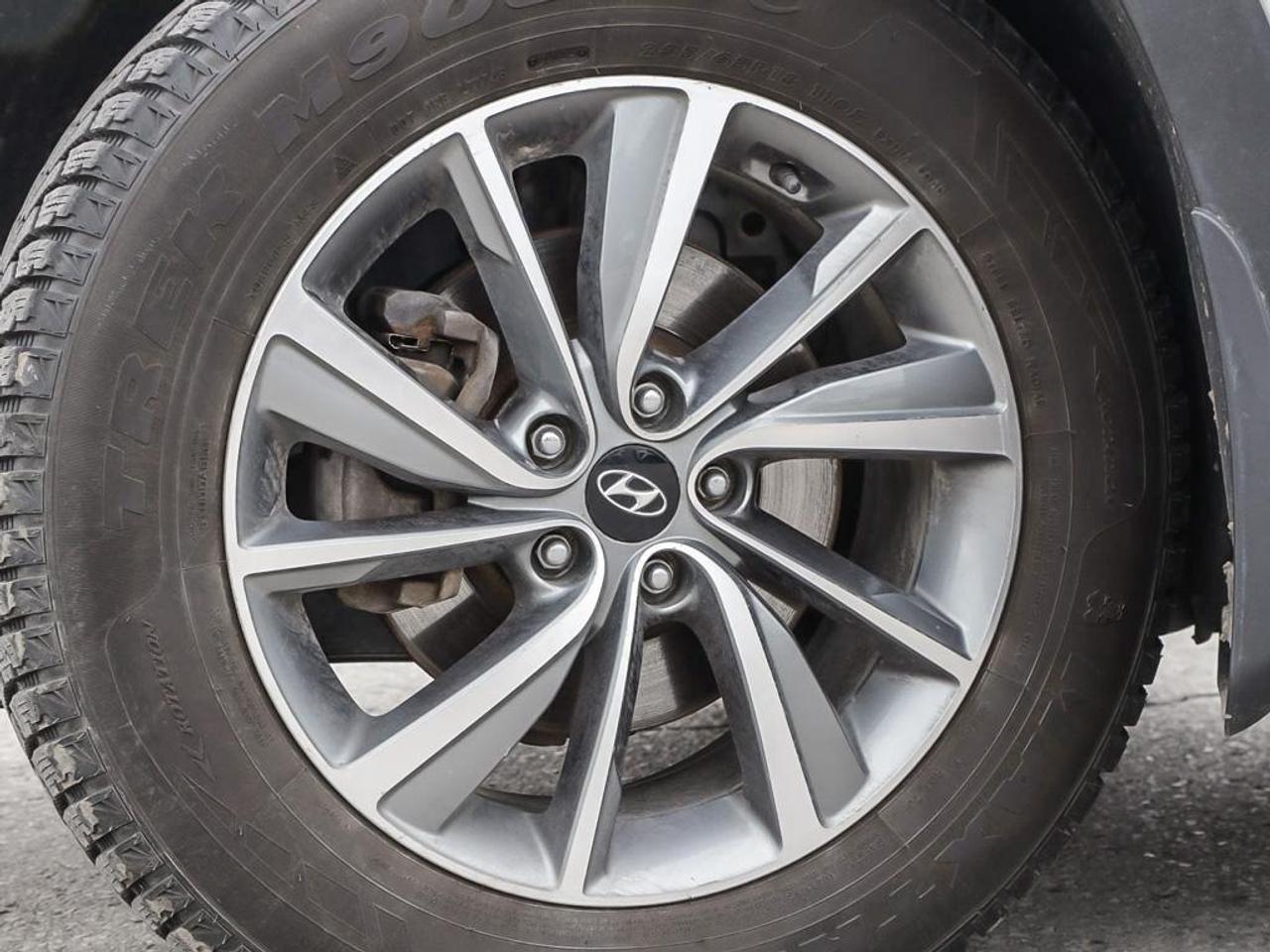 2020 Hyundai Santa Fe Preferred 2.4 w/Sun & Leather Package 4dr All-Wheel Drive Photo