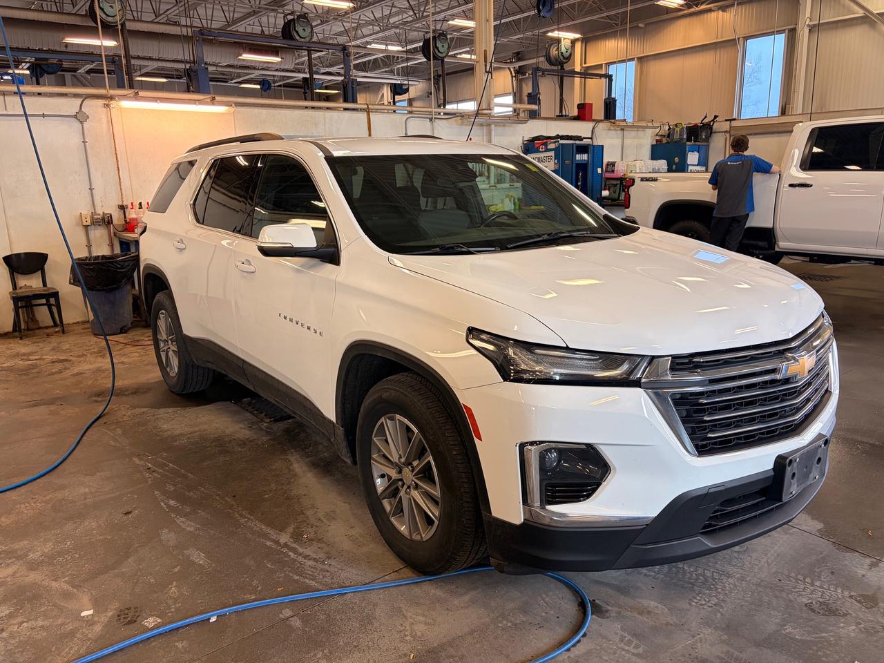 2022 Chevrolet Traverse LT Cloth w/1LT All-Wheel Drive Photo