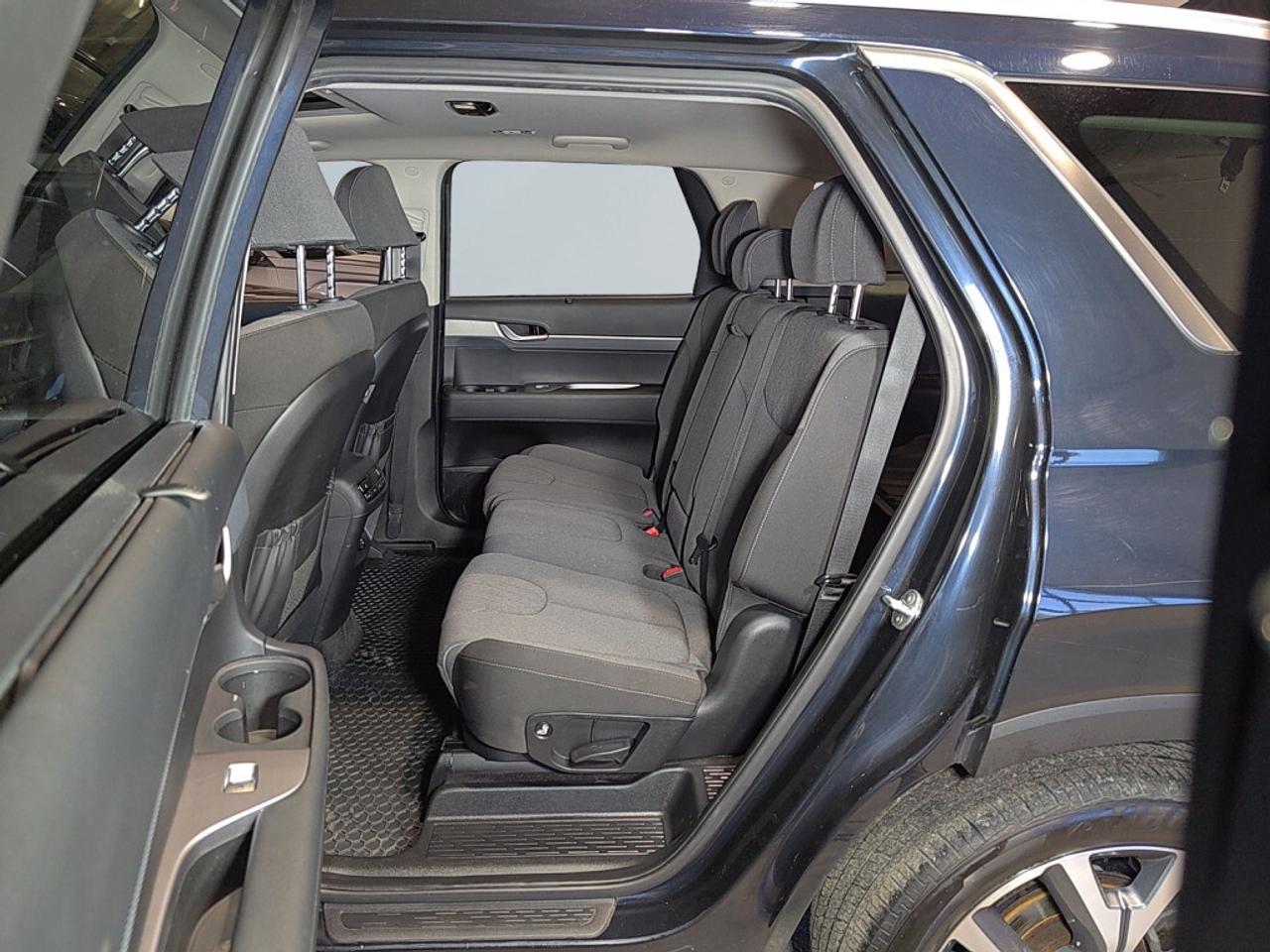 2021 Hyundai PALISADE Preferred 8-Passenger AWD/ Drive Assist/Sunroof/ E Photo