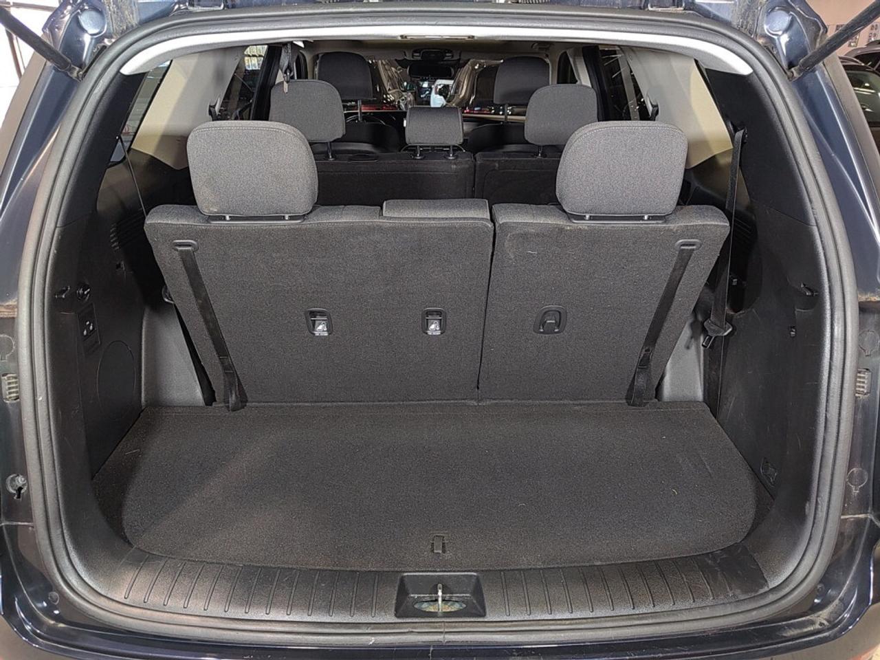 2021 Hyundai PALISADE Preferred 8-Passenger AWD/ Drive Assist/Sunroof/ E Photo