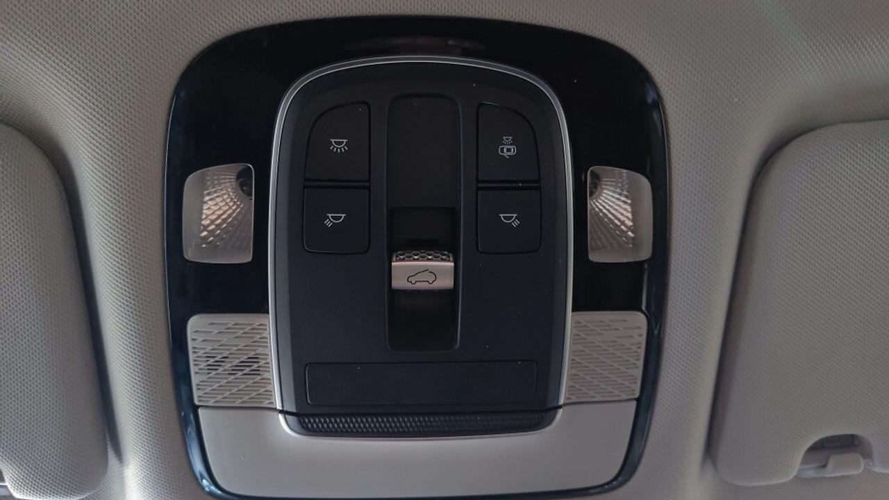 2021 Hyundai PALISADE Preferred 8-Passenger AWD/ Drive Assist/Sunroof/ E Photo