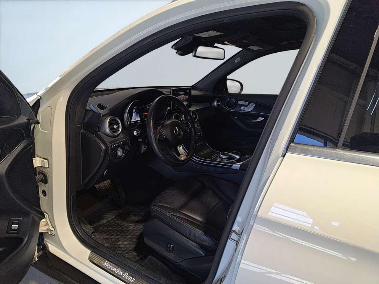 2018 Mercedes-Benz GLC GLC 300 4MATIC   AMG Package   Panoramic Sunroof   Navigation   Leather   Driver Assist Photo