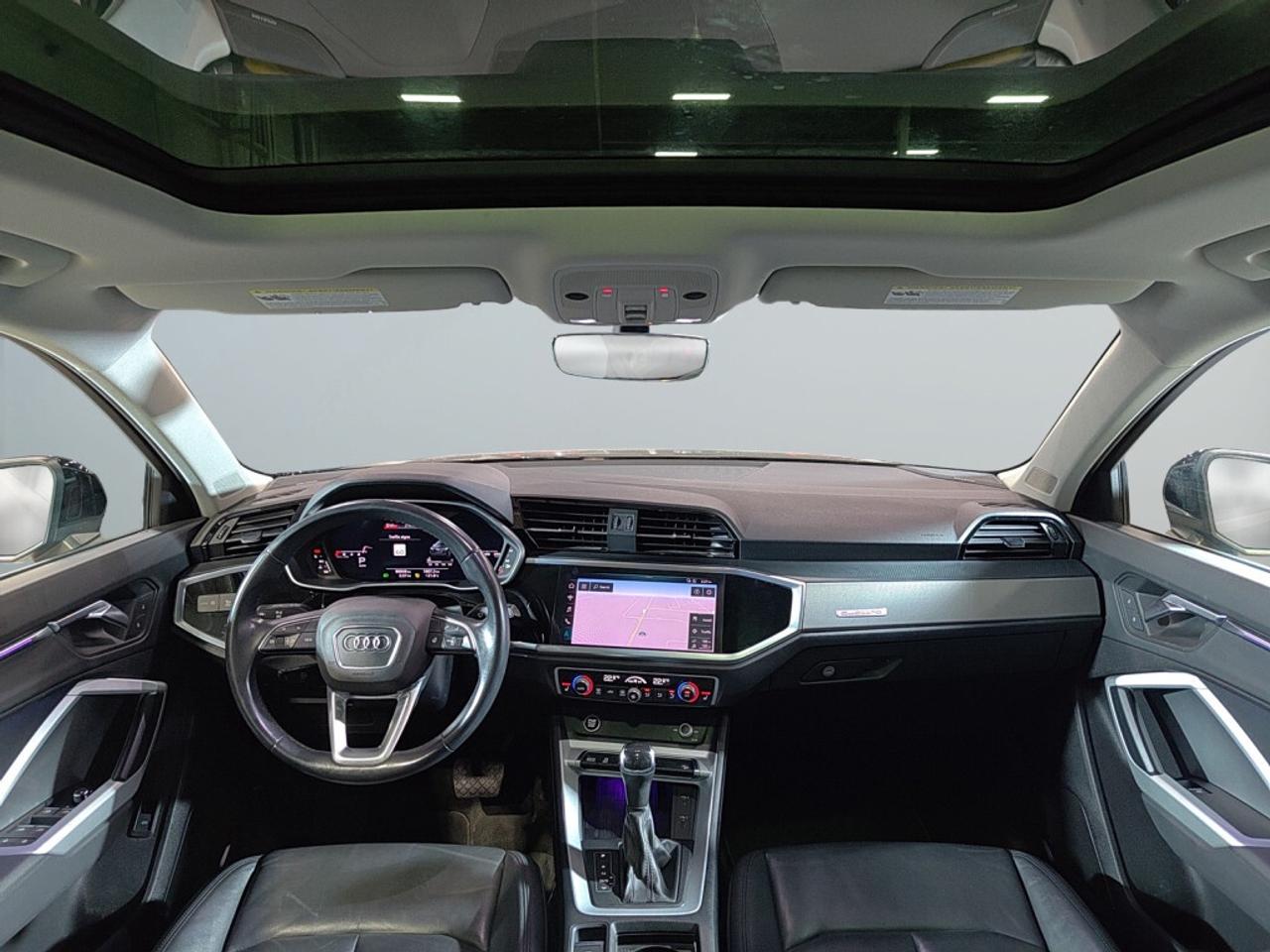 2021 Audi Q3 Technik S Line/ Drive Assist/NAVI/Sunroof/Leather/ Photo