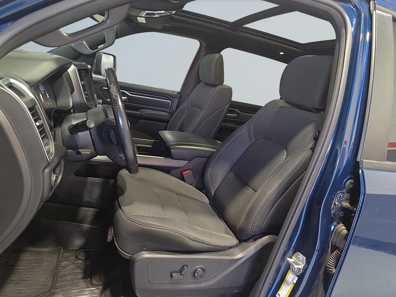 2019 RAM 1500 Loaded Ram Big Horn   Pano Roof   Rambox   Running Photo