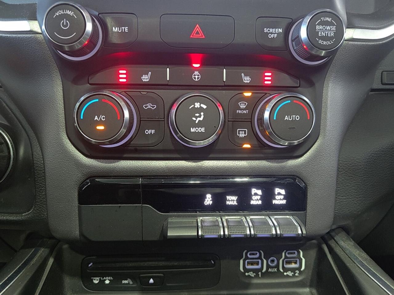 2019 RAM 1500 Loaded Ram Big Horn   Pano Roof   Rambox   Running Photo