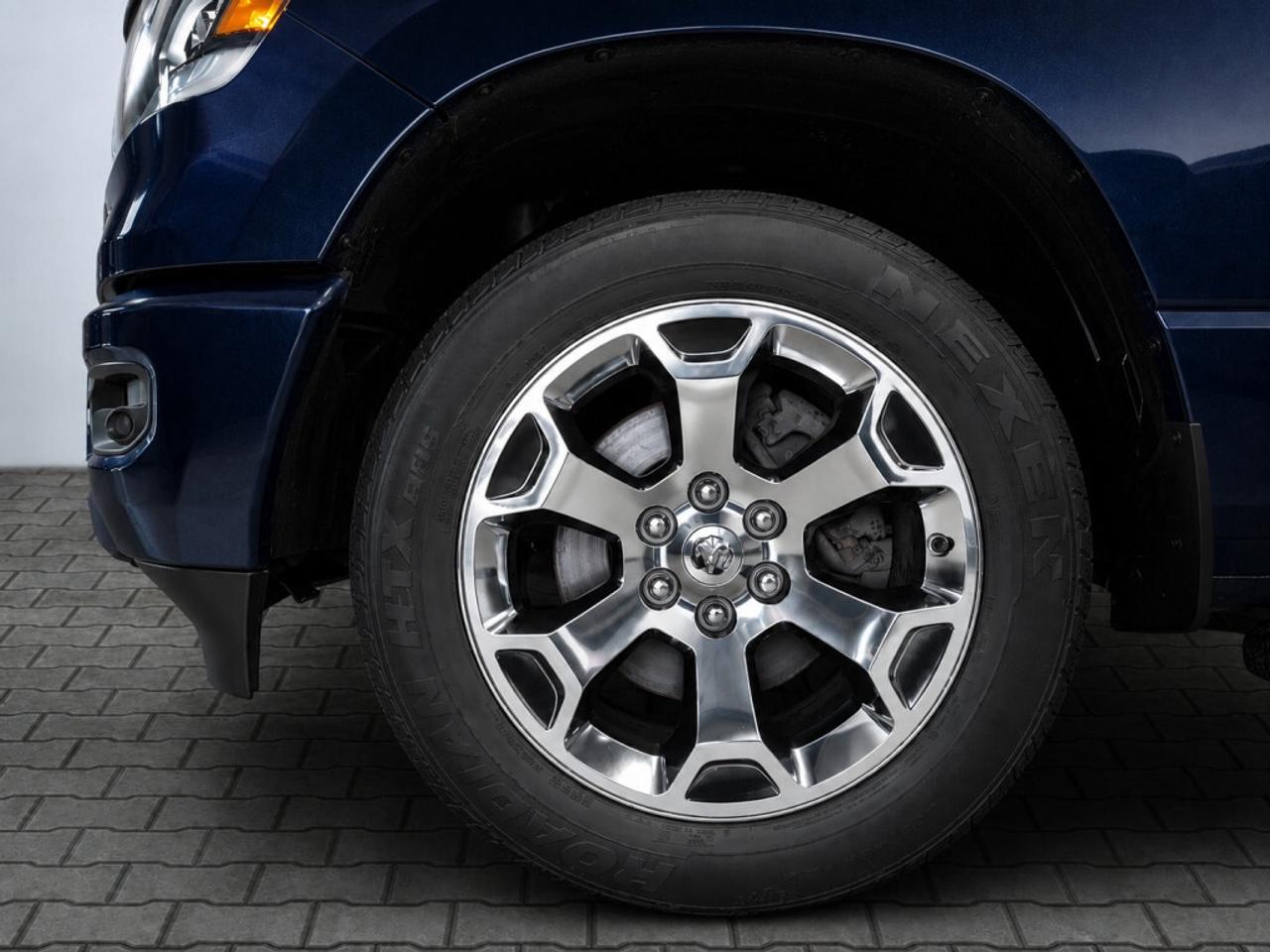 2019 RAM 1500 Loaded Ram Big Horn   Pano Roof   Rambox   Running Photo