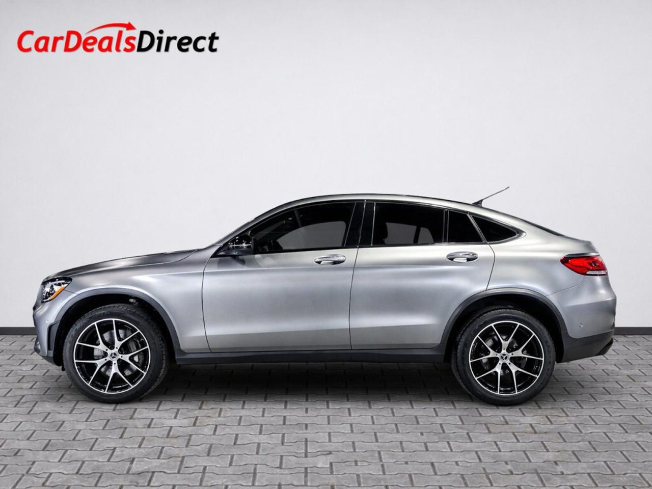 2022 Mercedes-Benz GLC-Class GLC 300  4MATIC /AMG Pkg/NAVI/Sunroof/Drive Assist Photo2
