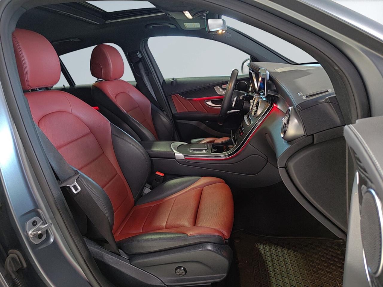 2022 Mercedes-Benz GLC-Class GLC 300  4MATIC /AMG Pkg/NAVI/Sunroof/Drive Assist Photo