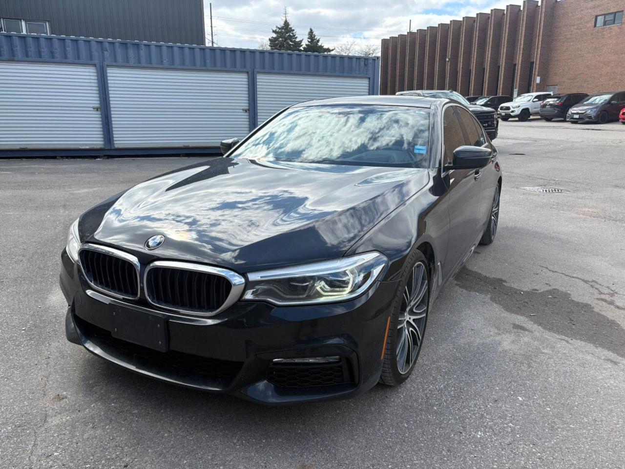 2017 BMW 540i xDrive M Sport PKG/NAVI/Sunroof/Leather/Clean Photo3