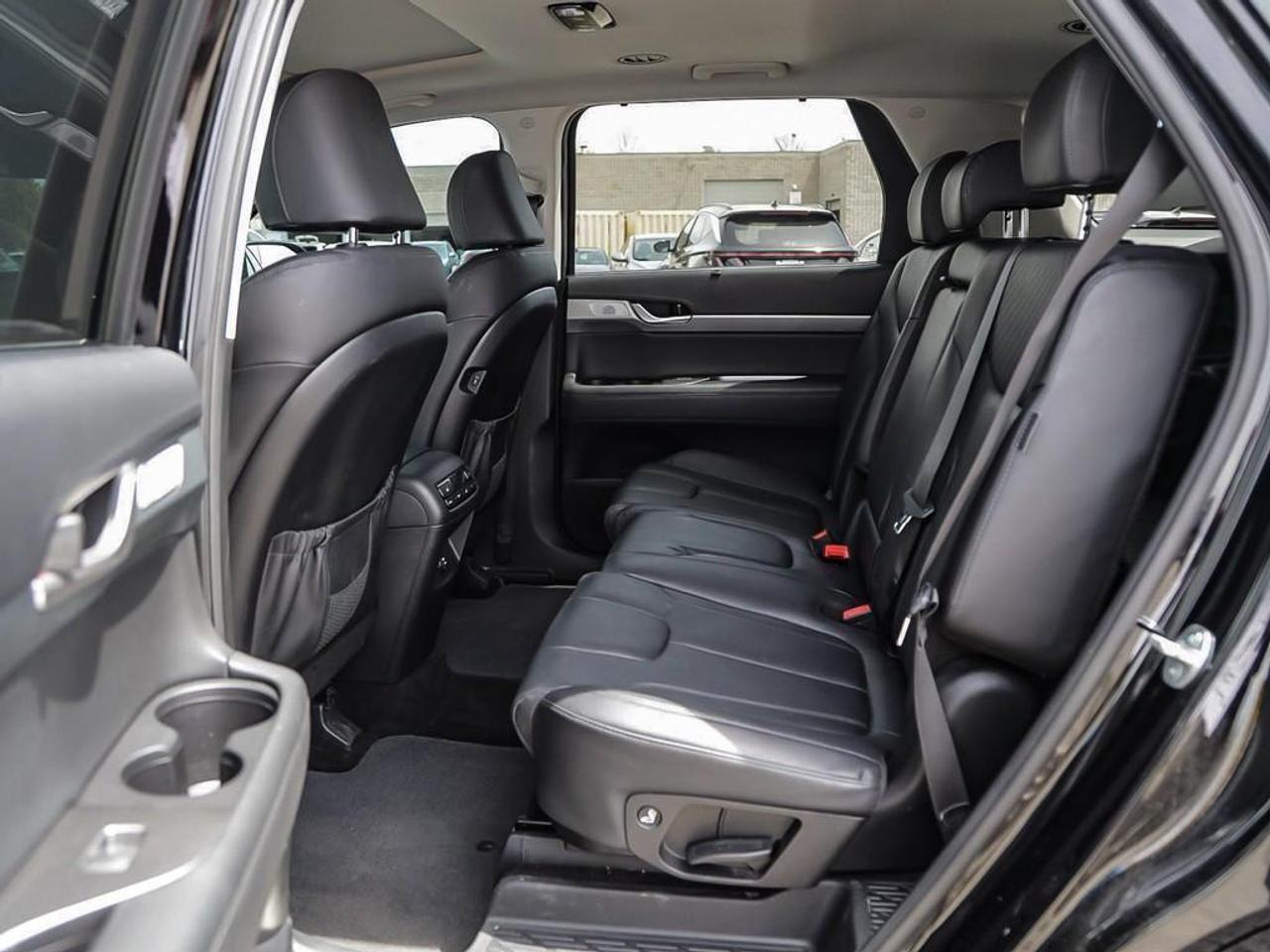 2023 Hyundai PALISADE Urban 8 Passenger 4dr All-Wheel Drive Photo