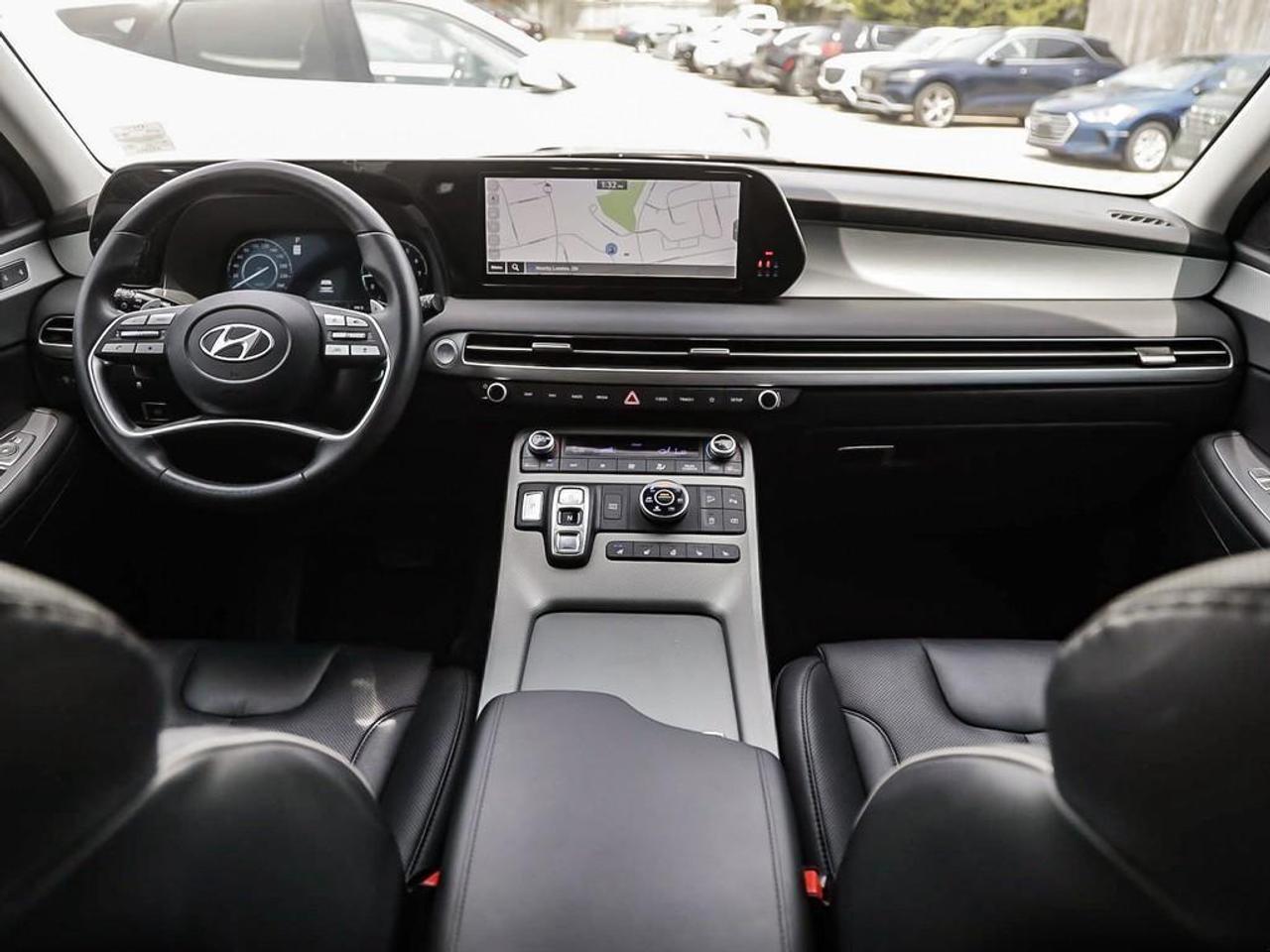 2023 Hyundai PALISADE Urban 8 Passenger 4dr All-Wheel Drive Photo