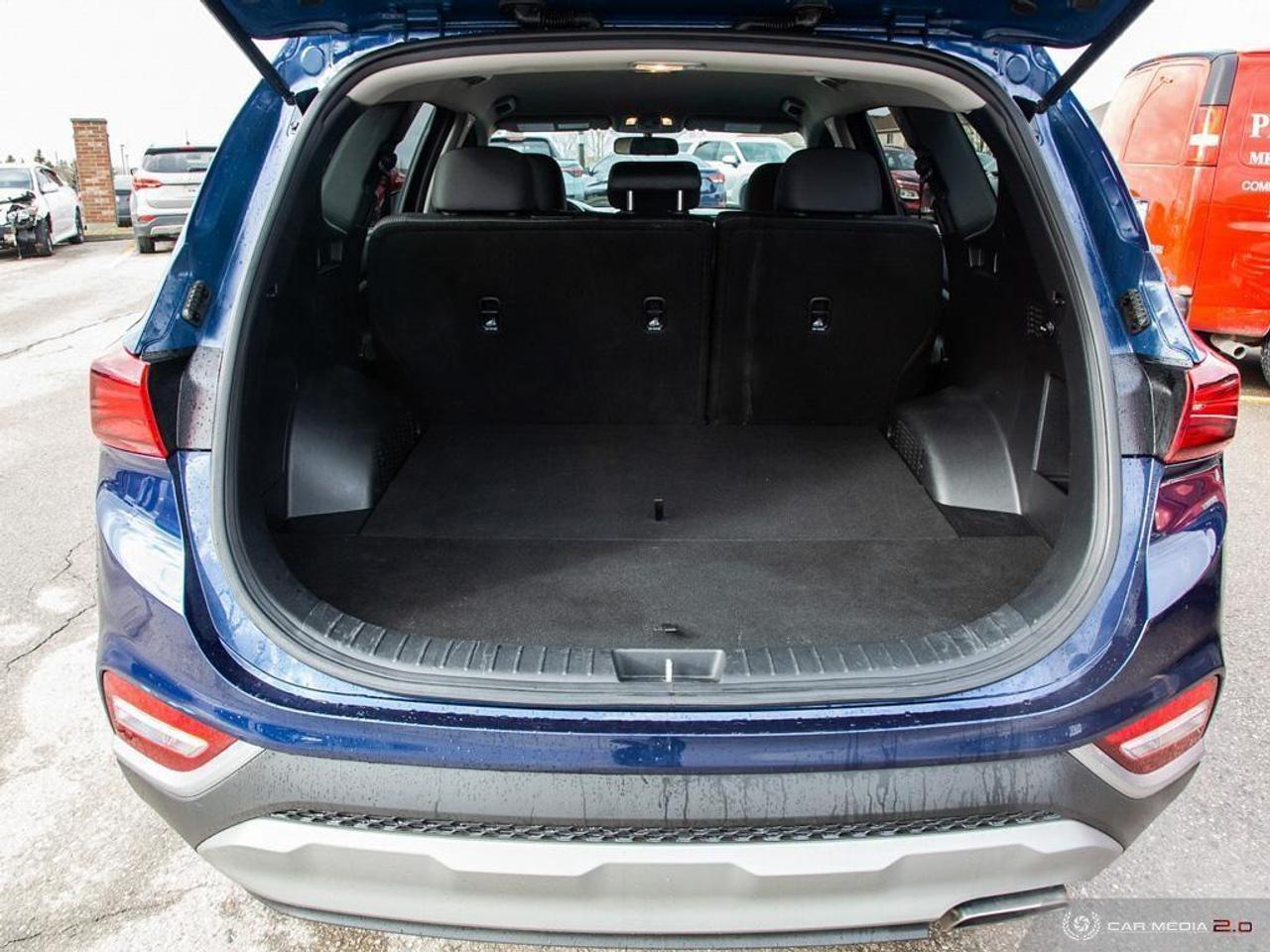 2020 Hyundai Santa Fe Essential 2.4 4dr Front-Wheel Drive Photo