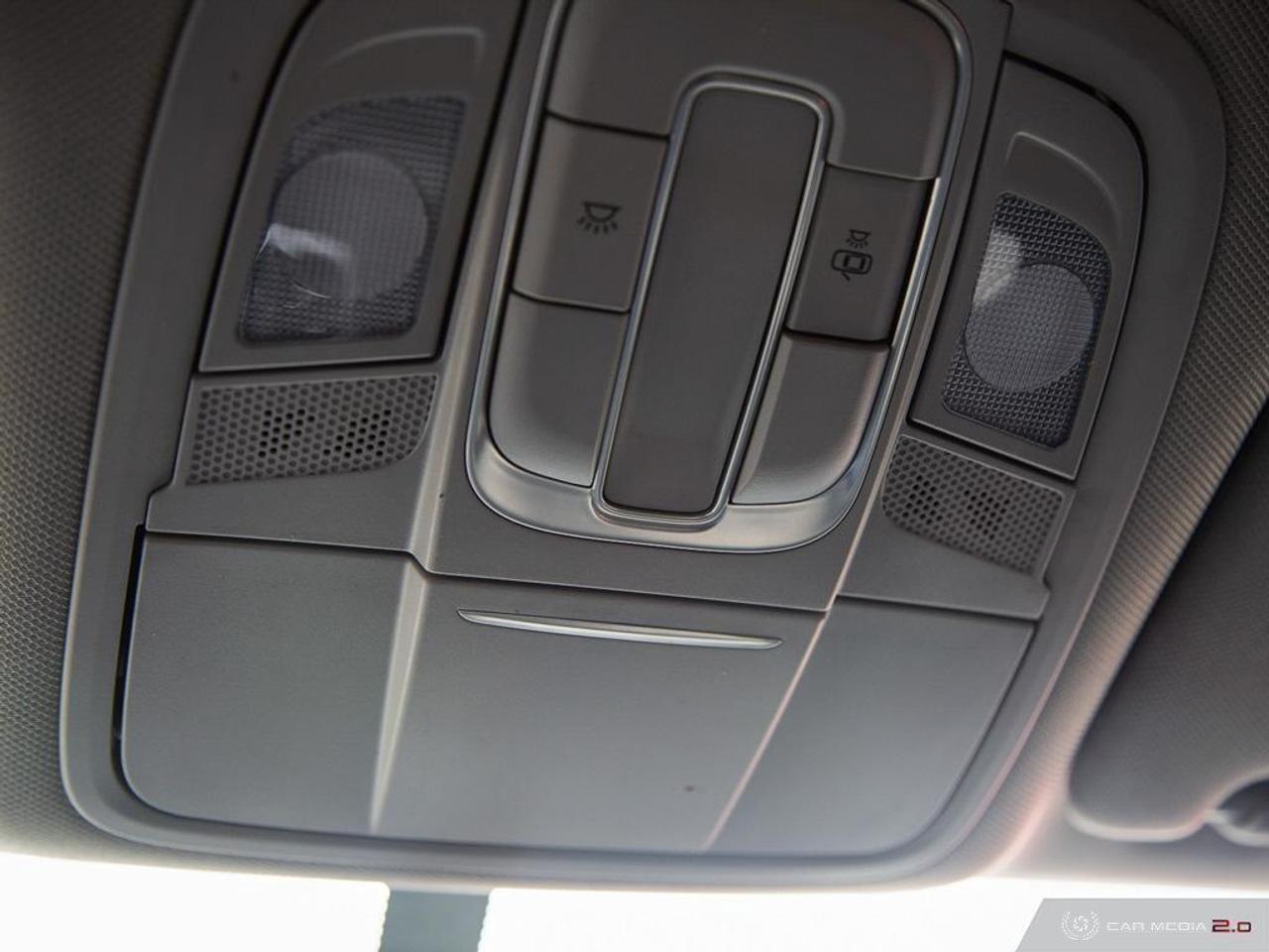 2020 Hyundai Santa Fe Essential 2.4 4dr Front-Wheel Drive Photo