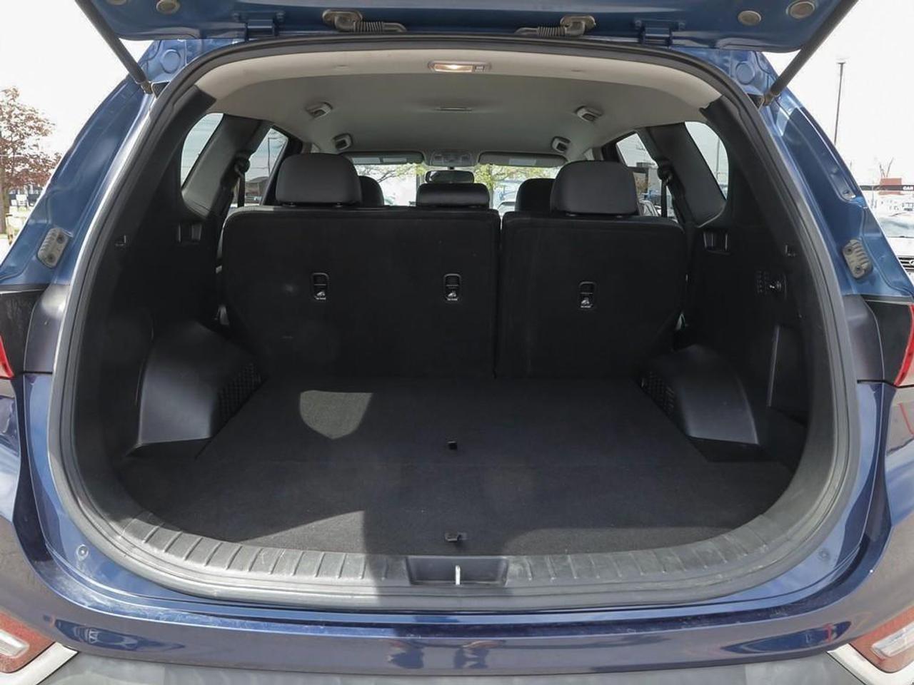 2020 Hyundai Santa Fe Essential 2.4 4dr Front-Wheel Drive Photo