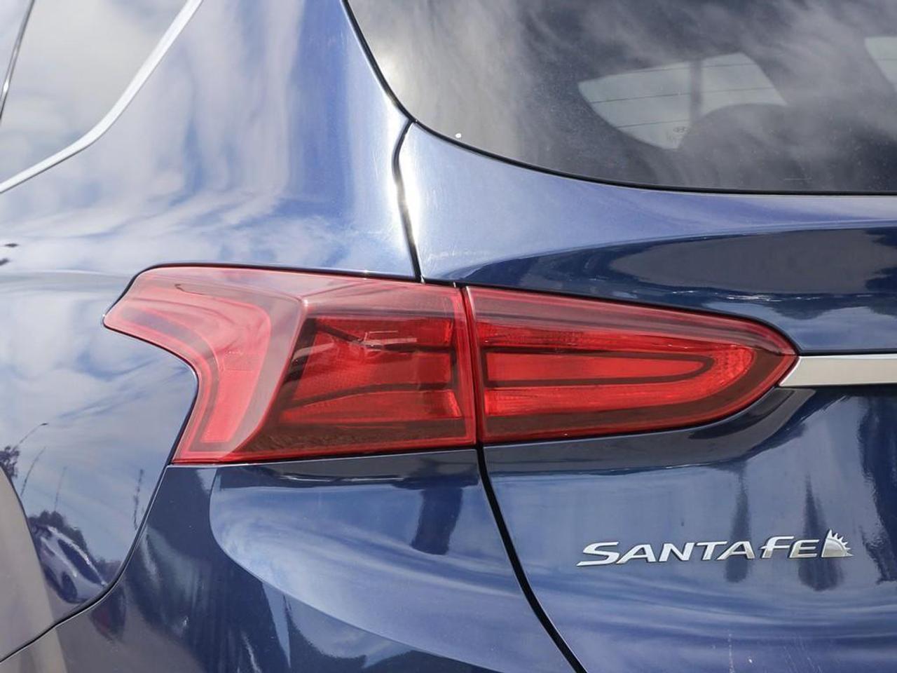 2020 Hyundai Santa Fe Essential 2.4 4dr Front-Wheel Drive Photo