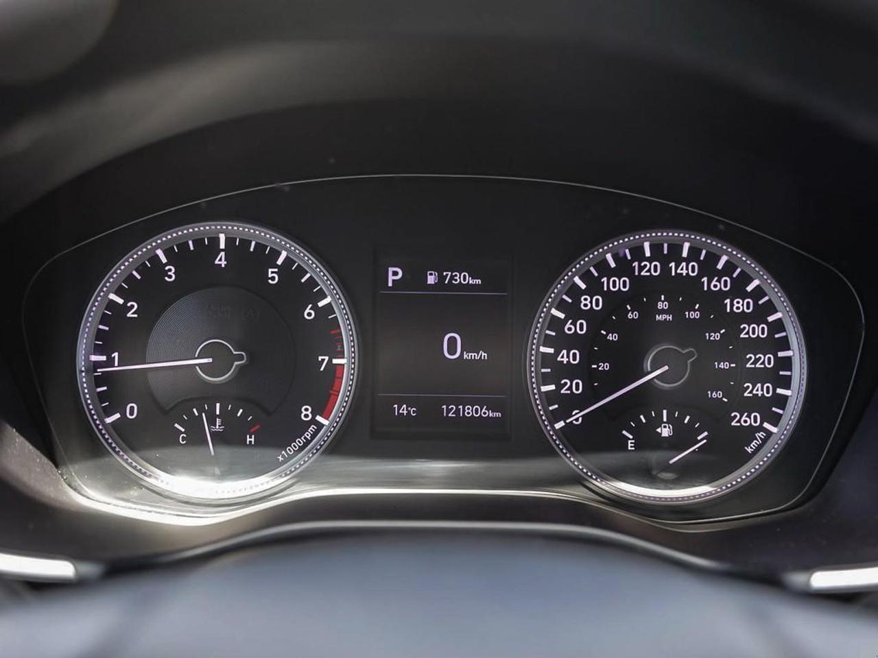 2020 Hyundai Santa Fe Essential 2.4 4dr Front-Wheel Drive Photo