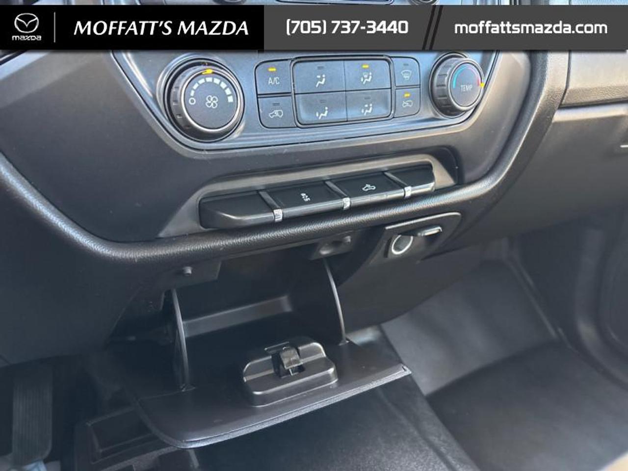 2016 Chevrolet SILVERADO 2500HD Work Truck Photo