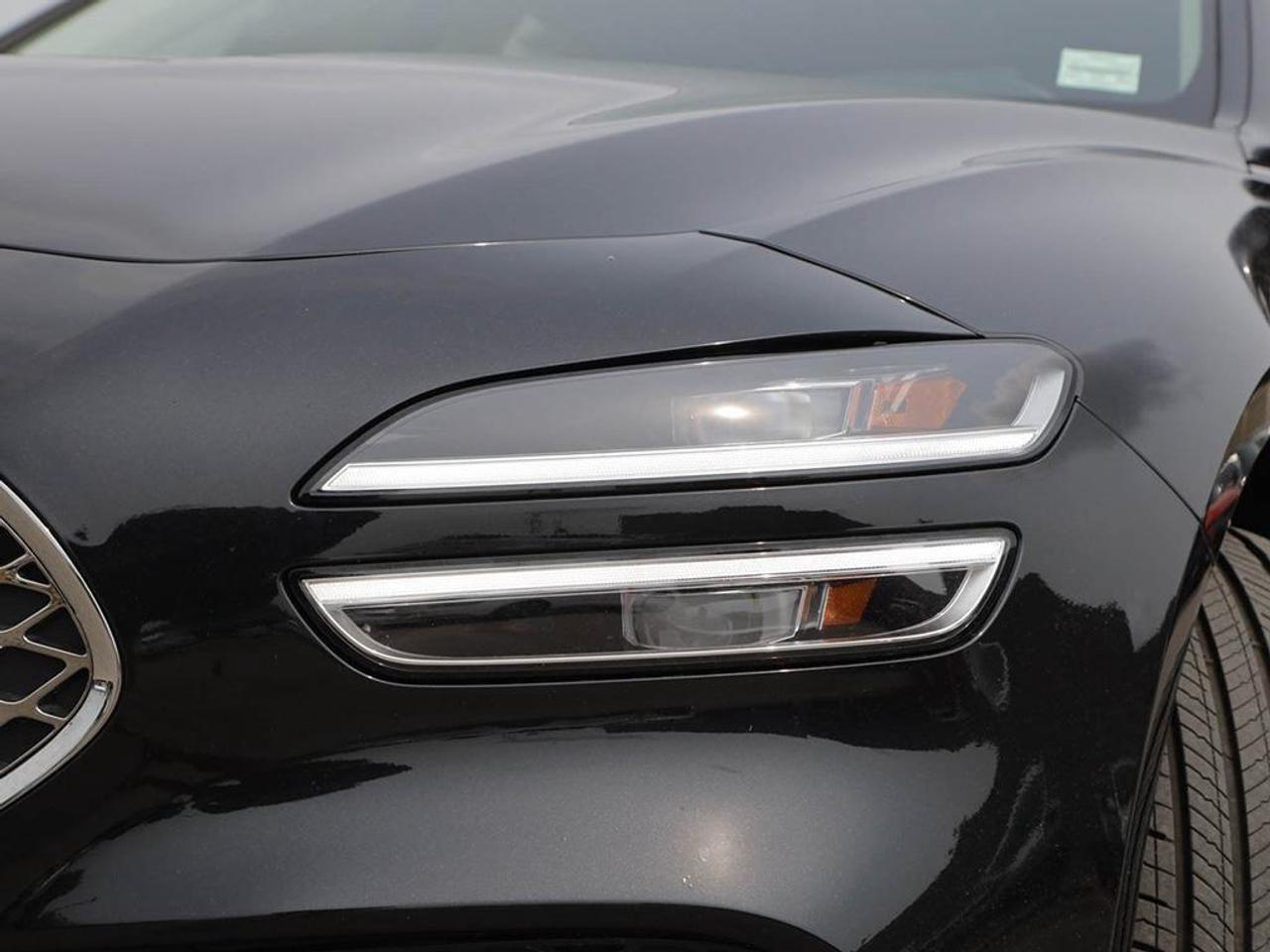 2025 Genesis G70 2.5T Advanced 4dr All-Wheel Drive Photo