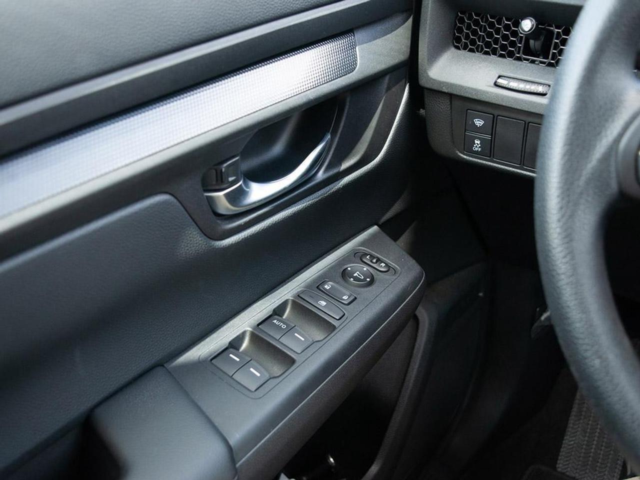 2025 Honda CR-V LX 4dr All-wheel Drive Photo