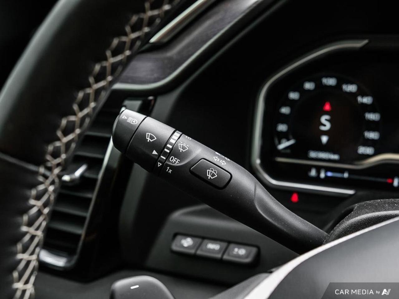 2023 GMC Sierra 1500 4WD Crew Cab 147  Denali Ultimate Photo