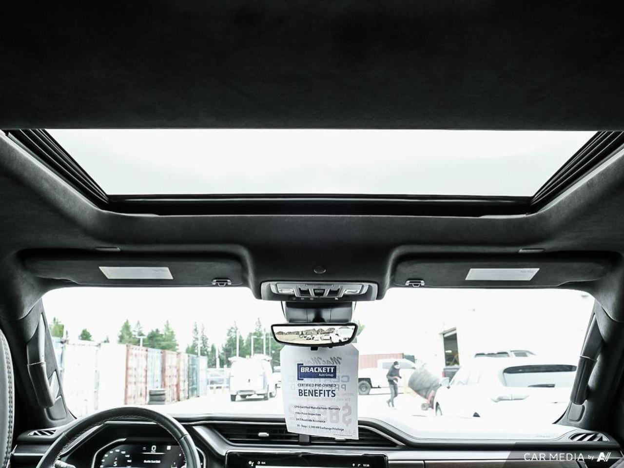 2023 GMC Sierra 1500 4WD Crew Cab 147  Denali Ultimate Photo