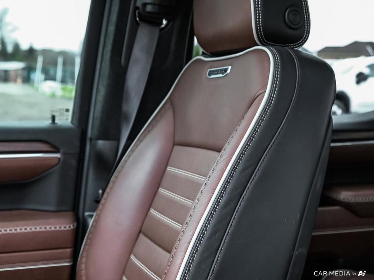 2023 GMC Sierra 1500 4WD Crew Cab 147  Denali Ultimate Photo