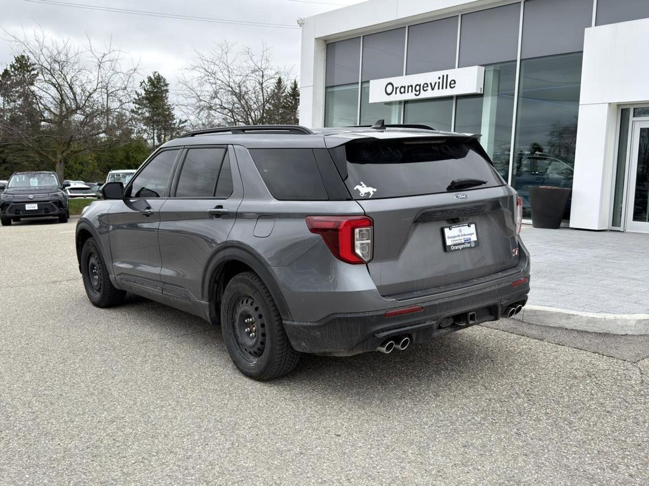 2023 Ford Explorer ST 4WD Photo