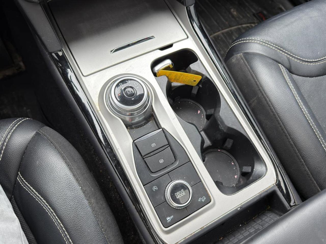 2023 Ford Explorer ST 4WD Photo