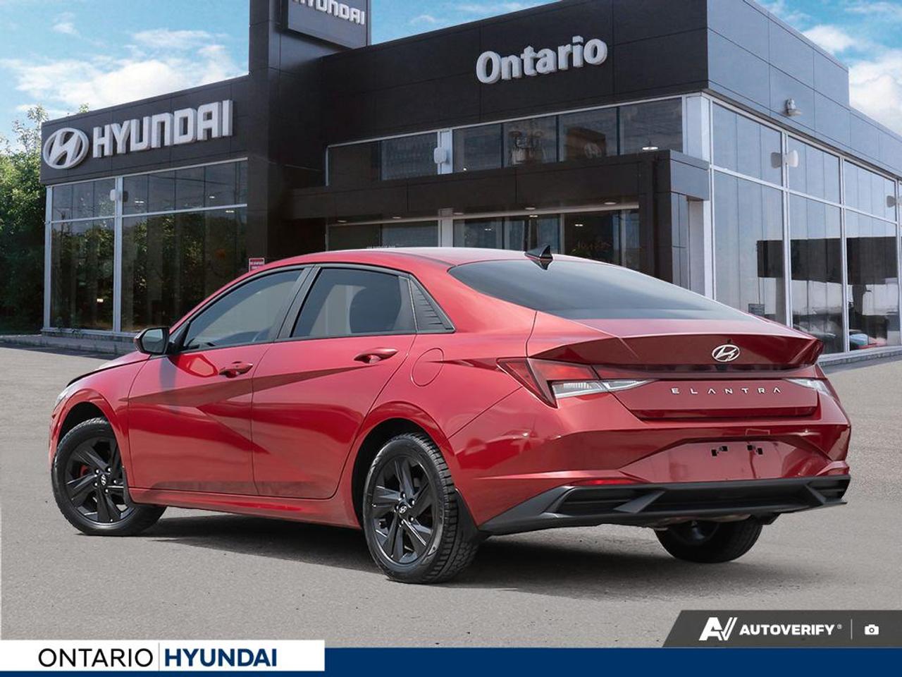2022 Hyundai Elantra Preferred w/Sun & Tech Pkg 4dr Sedan Photo