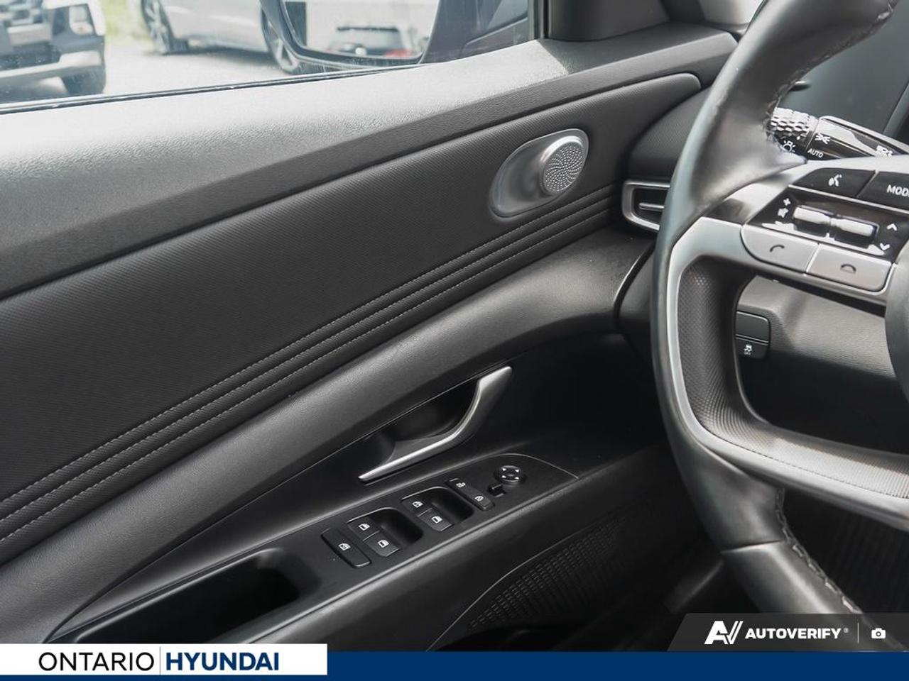 2022 Hyundai Elantra Preferred w/Sun & Tech Pkg 4dr Sedan Photo