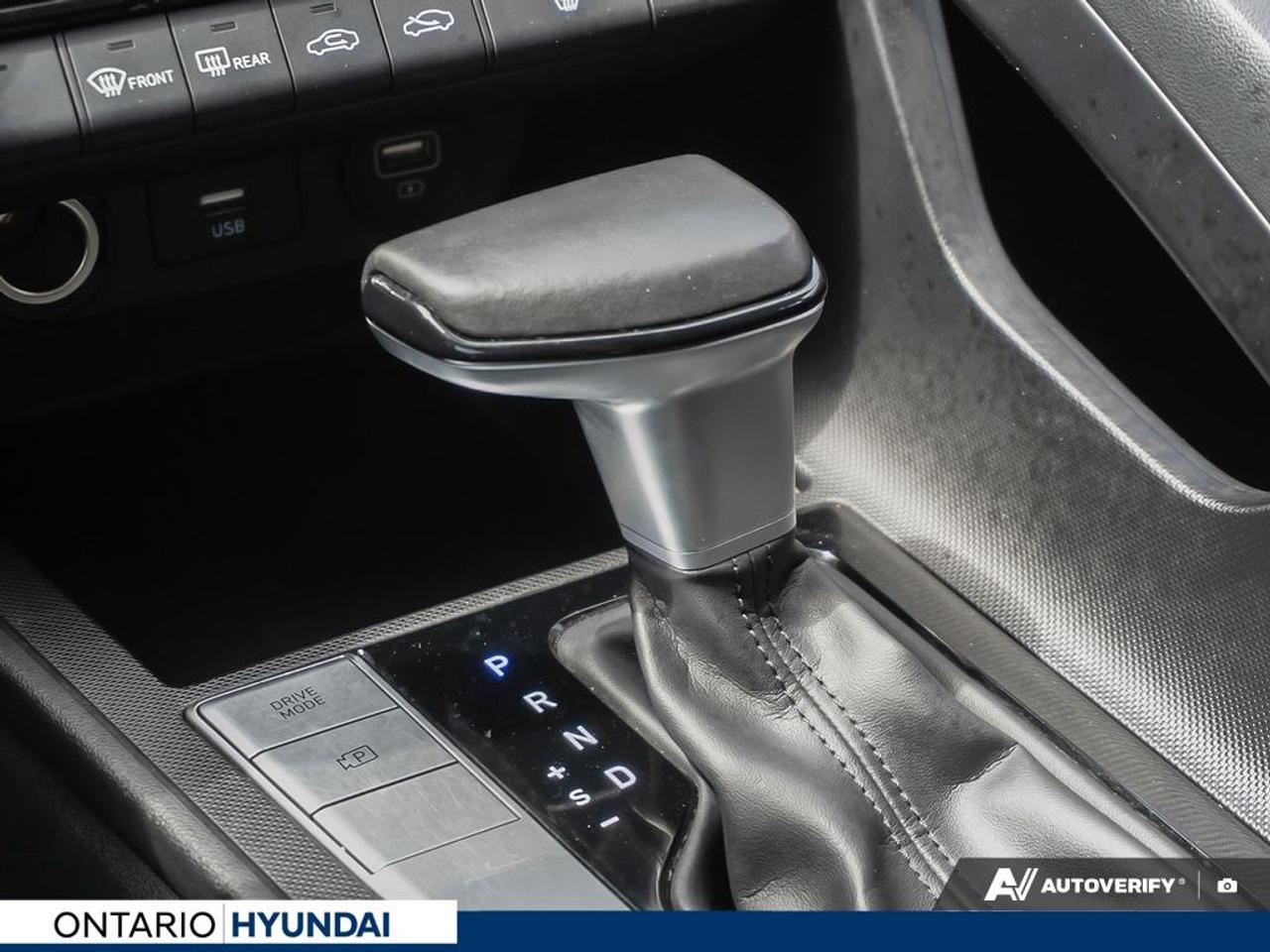 2022 Hyundai Elantra Preferred w/Sun & Tech Pkg 4dr Sedan Photo