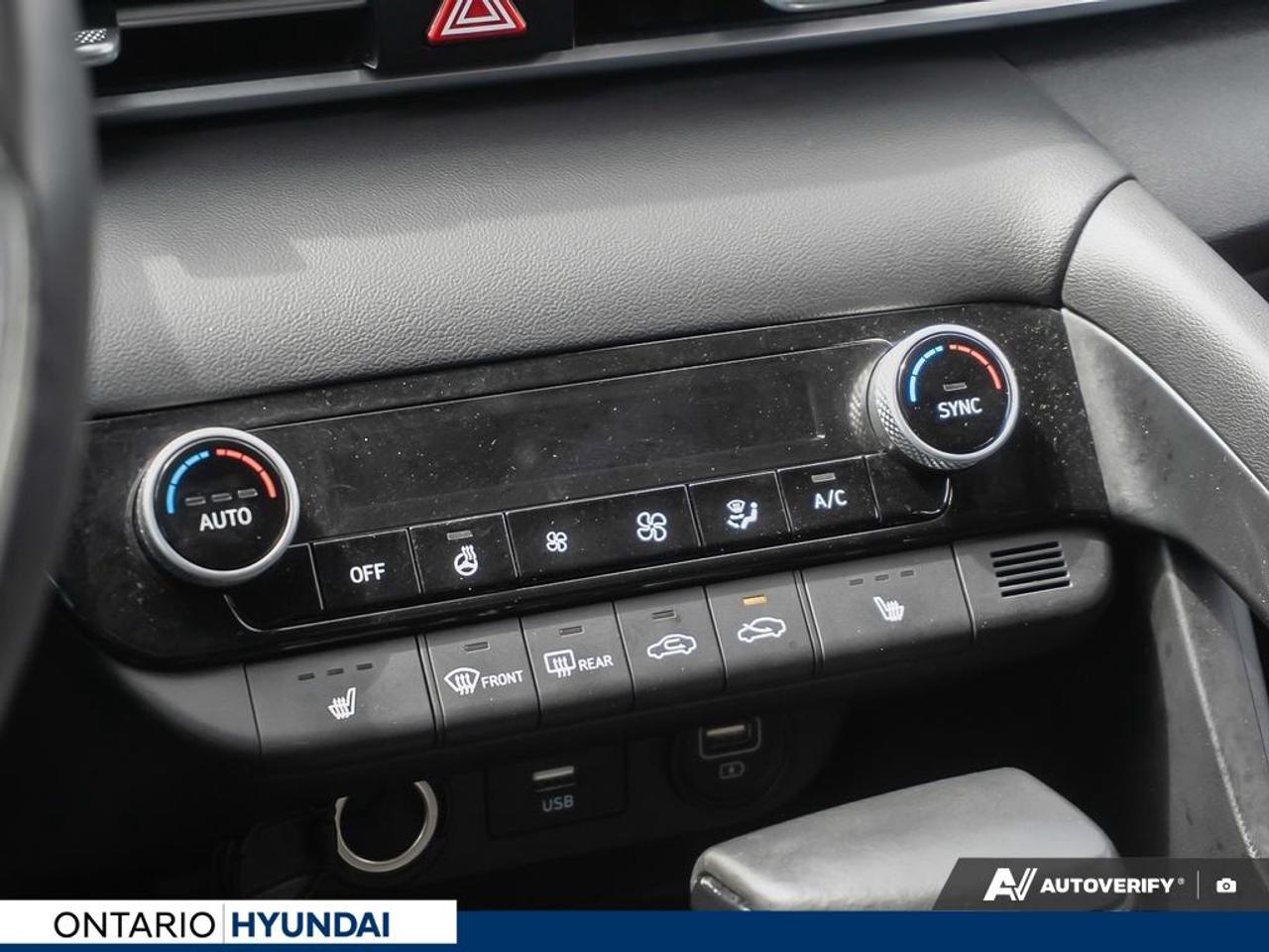 2022 Hyundai Elantra Preferred w/Sun & Tech Pkg 4dr Sedan Photo