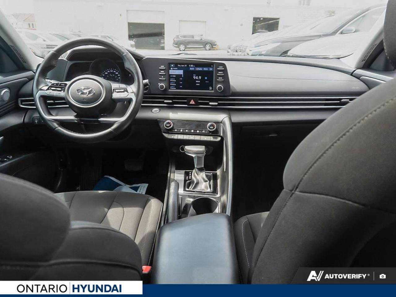 2022 Hyundai Elantra Preferred w/Sun & Tech Pkg 4dr Sedan Photo