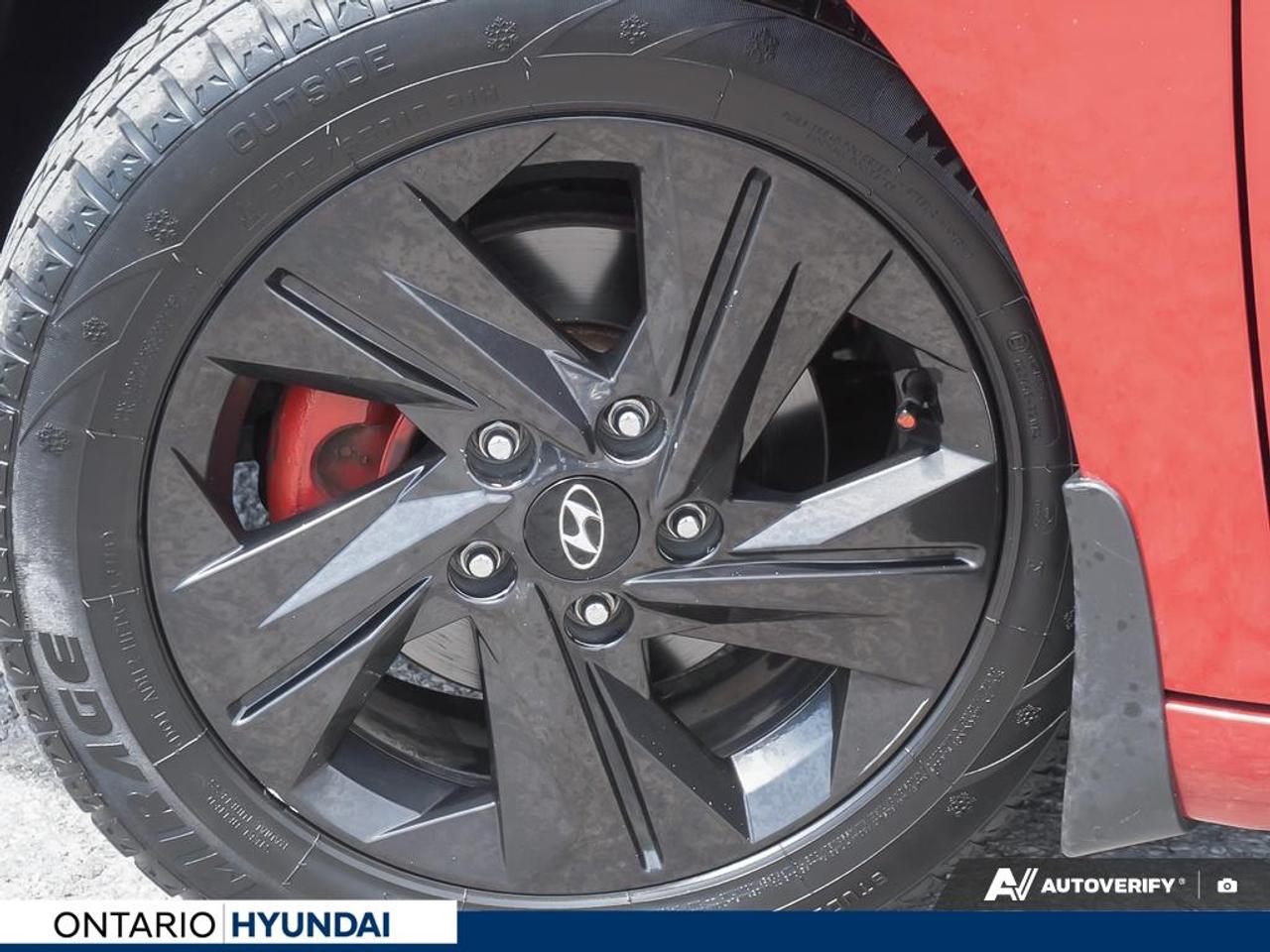 2022 Hyundai Elantra Preferred w/Sun & Tech Pkg 4dr Sedan Photo