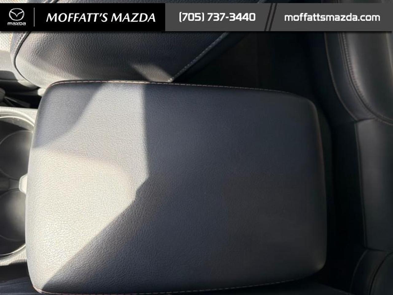 2022 Mazda CX-5 GT Photo