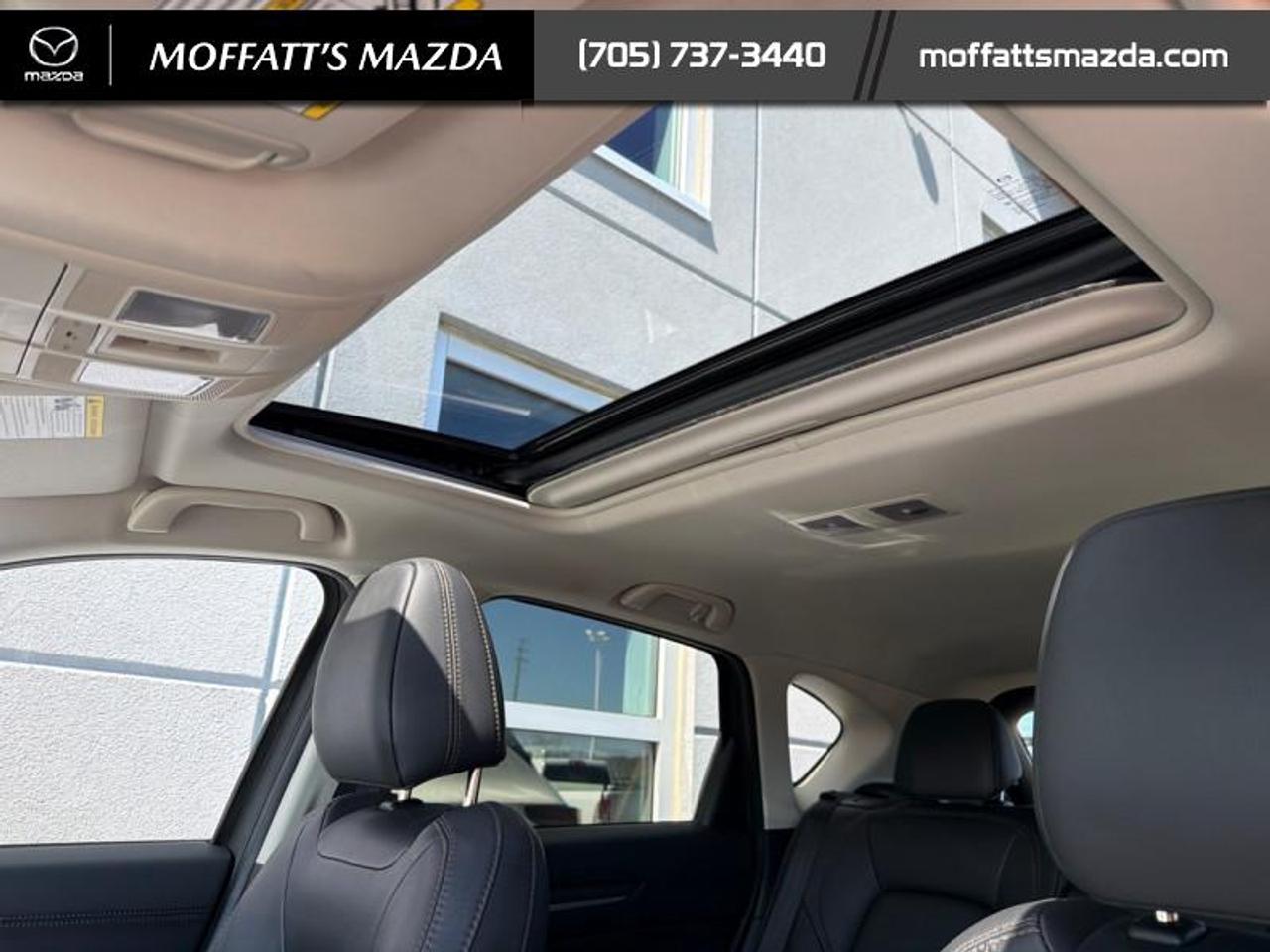 2022 Mazda CX-5 GT Photo