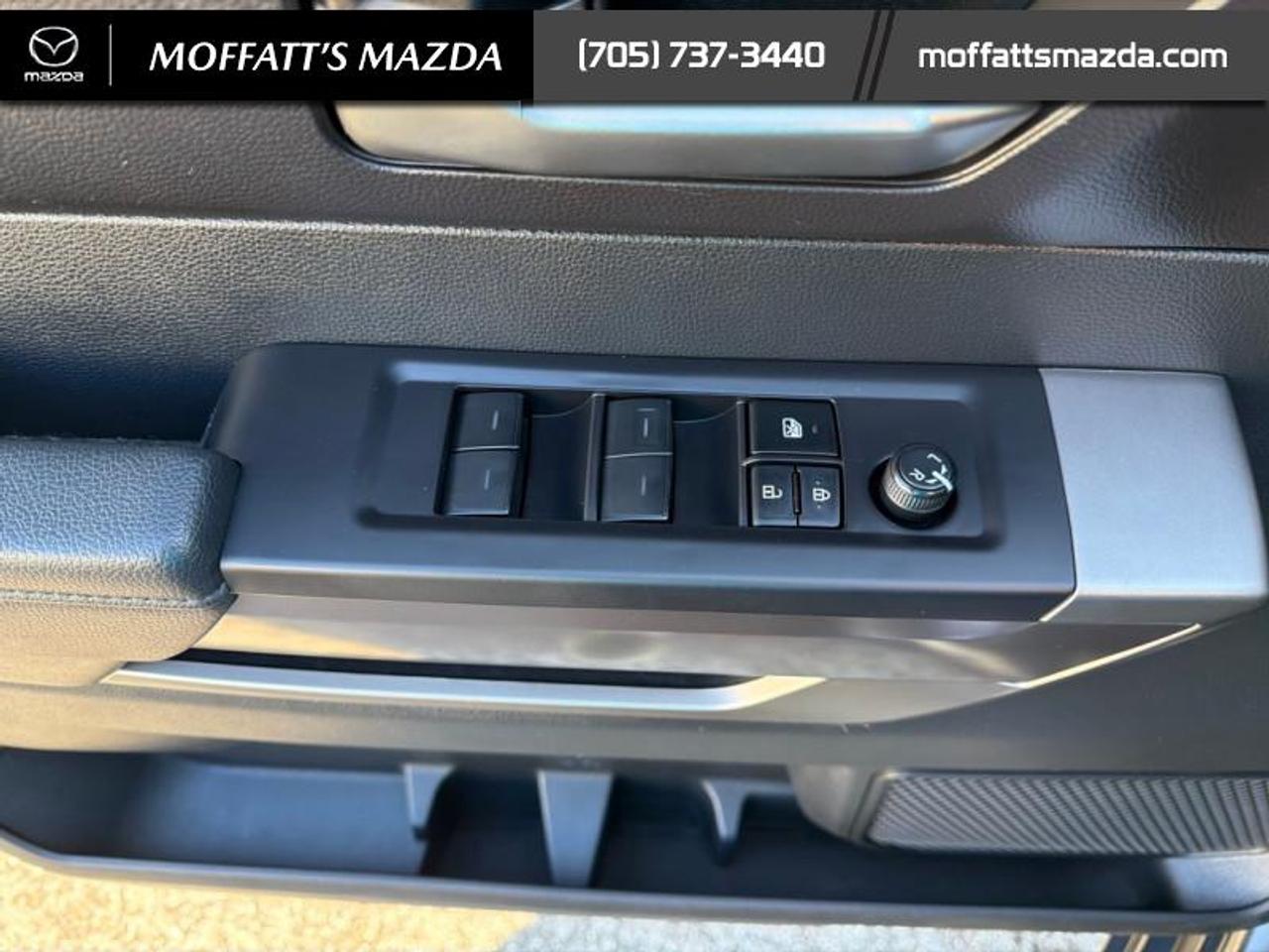 2023 Toyota Tundra SR5 Photo