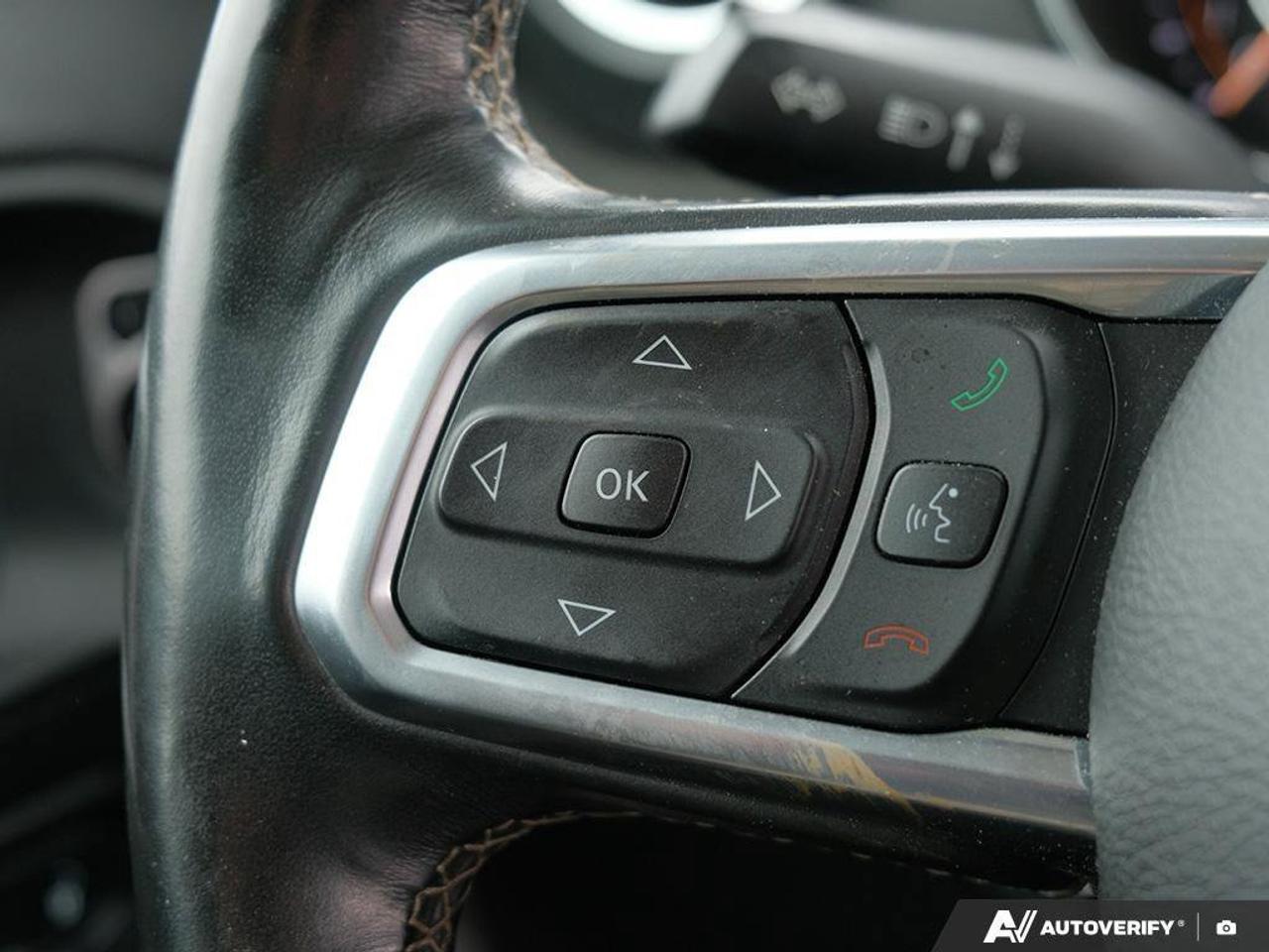 2019 Jeep WRANGLER UNLIMITED Sahara 4x4 Photo