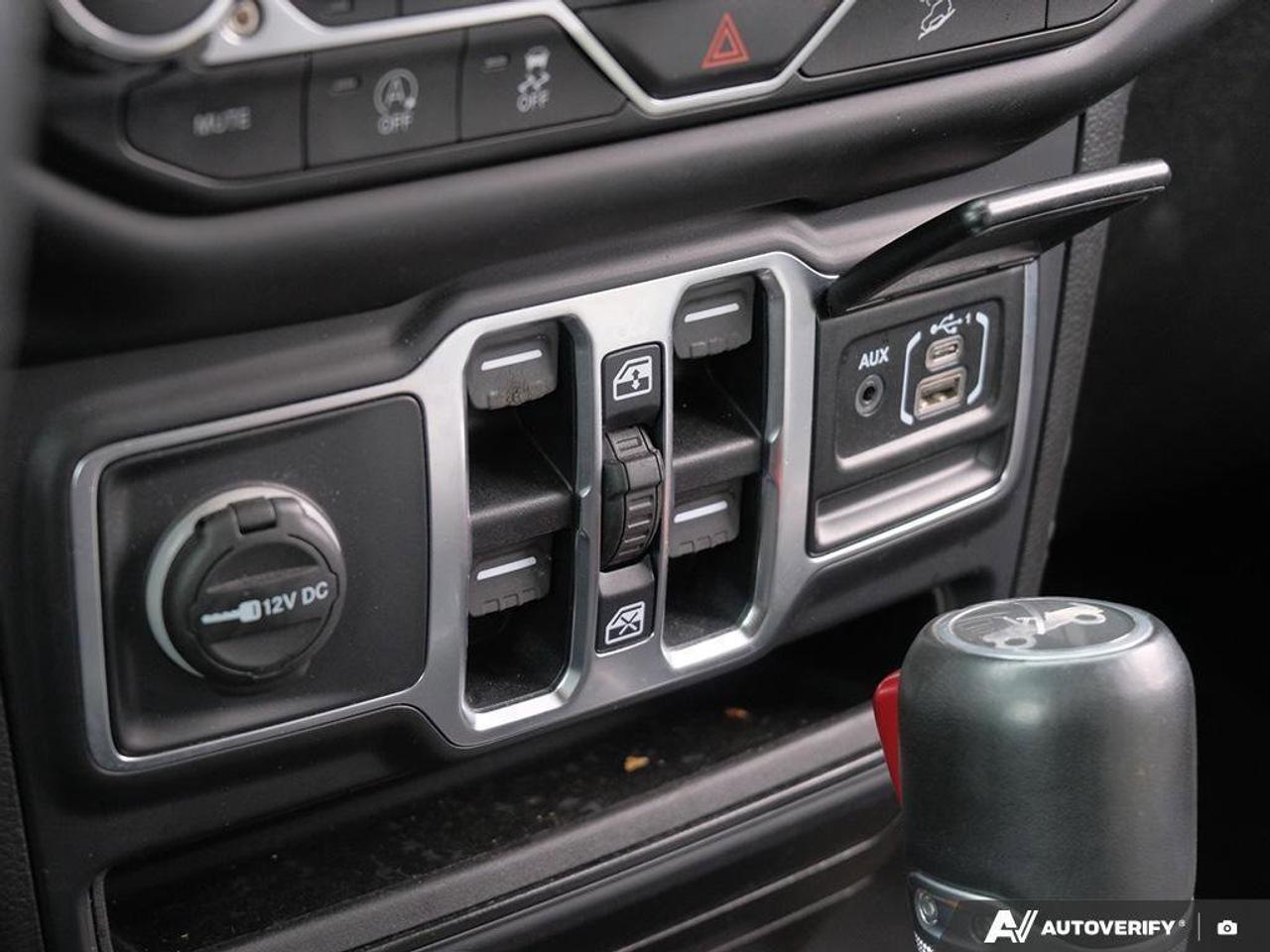 2019 Jeep WRANGLER UNLIMITED Sahara 4x4 Photo