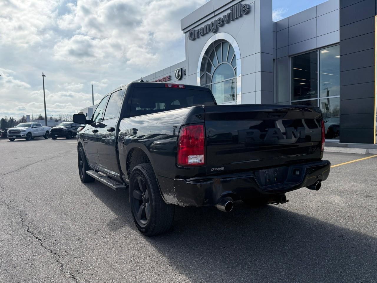 2019 RAM 1500 Classic Express 4x4 Crew Cab 5'7  Box Photo
