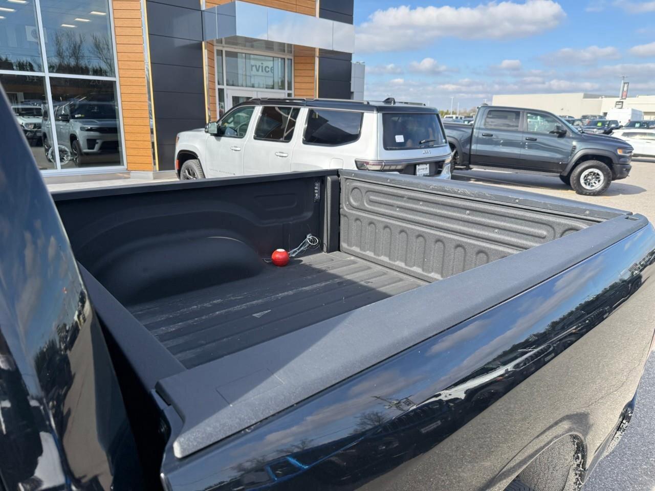 2019 RAM 1500 Classic Express 4x4 Crew Cab 5'7  Box Photo