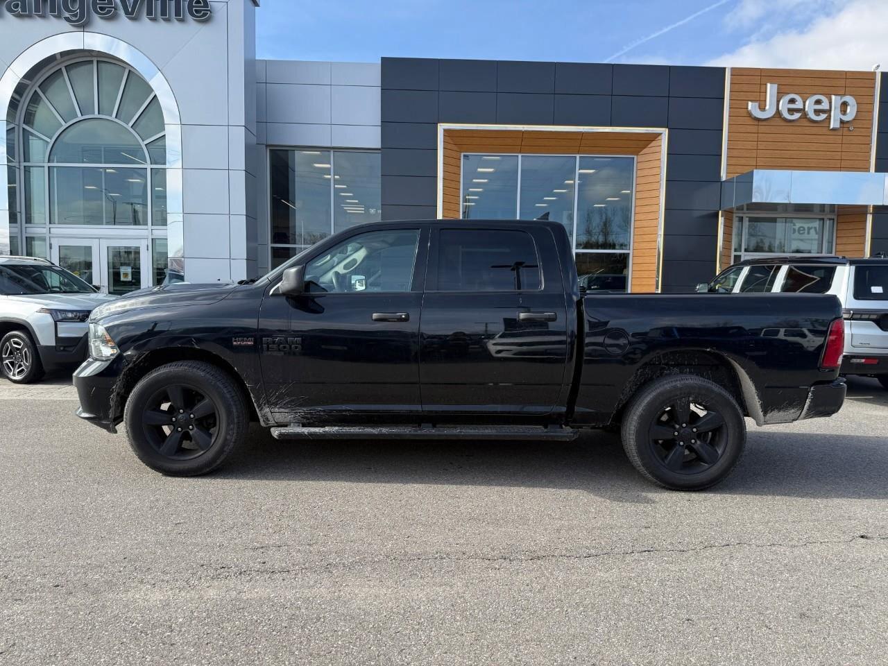 2019 RAM 1500 Classic Express 4x4 Crew Cab 5'7  Box Photo