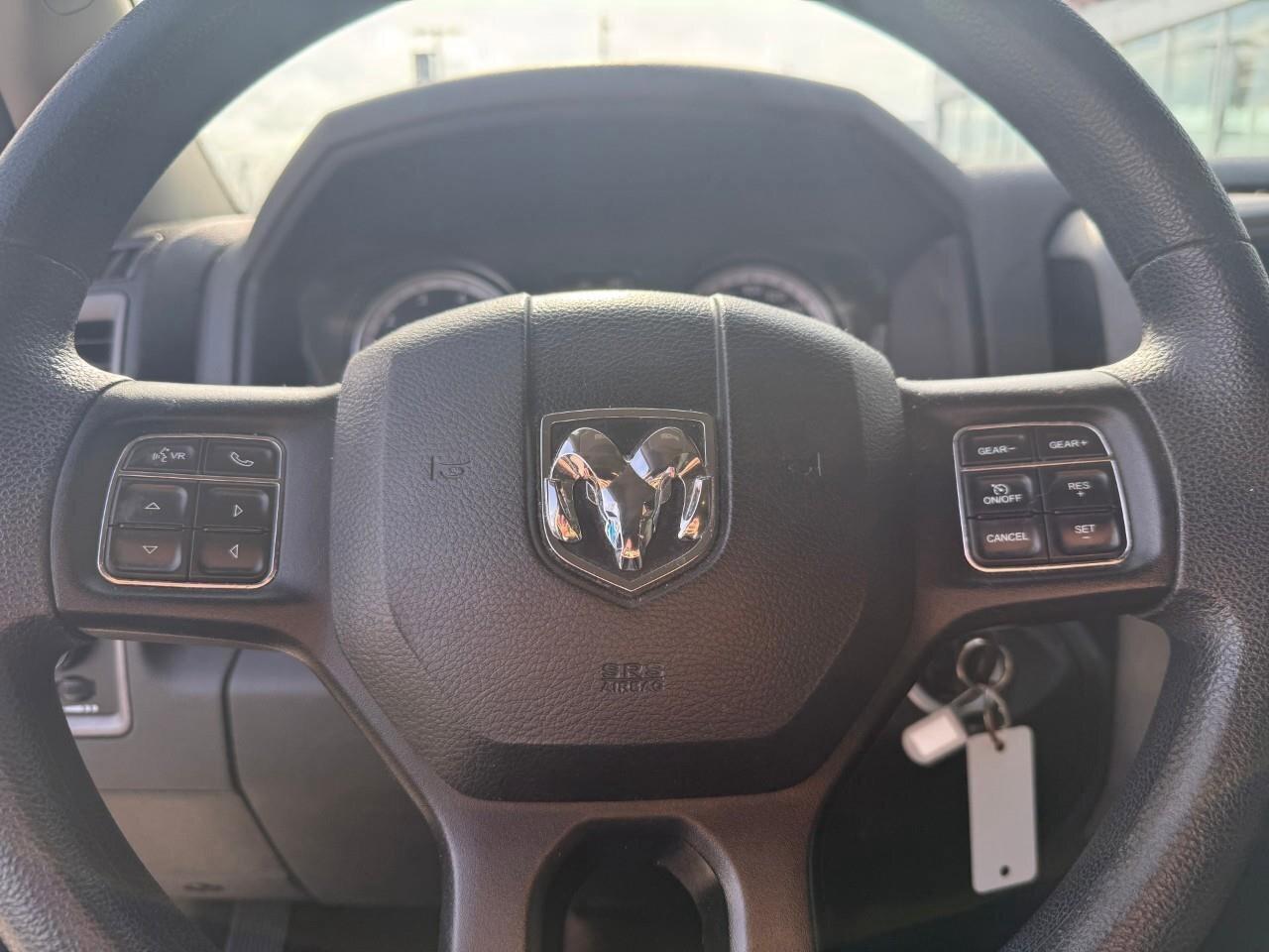 2019 RAM 1500 Classic Express 4x4 Crew Cab 5'7  Box Photo